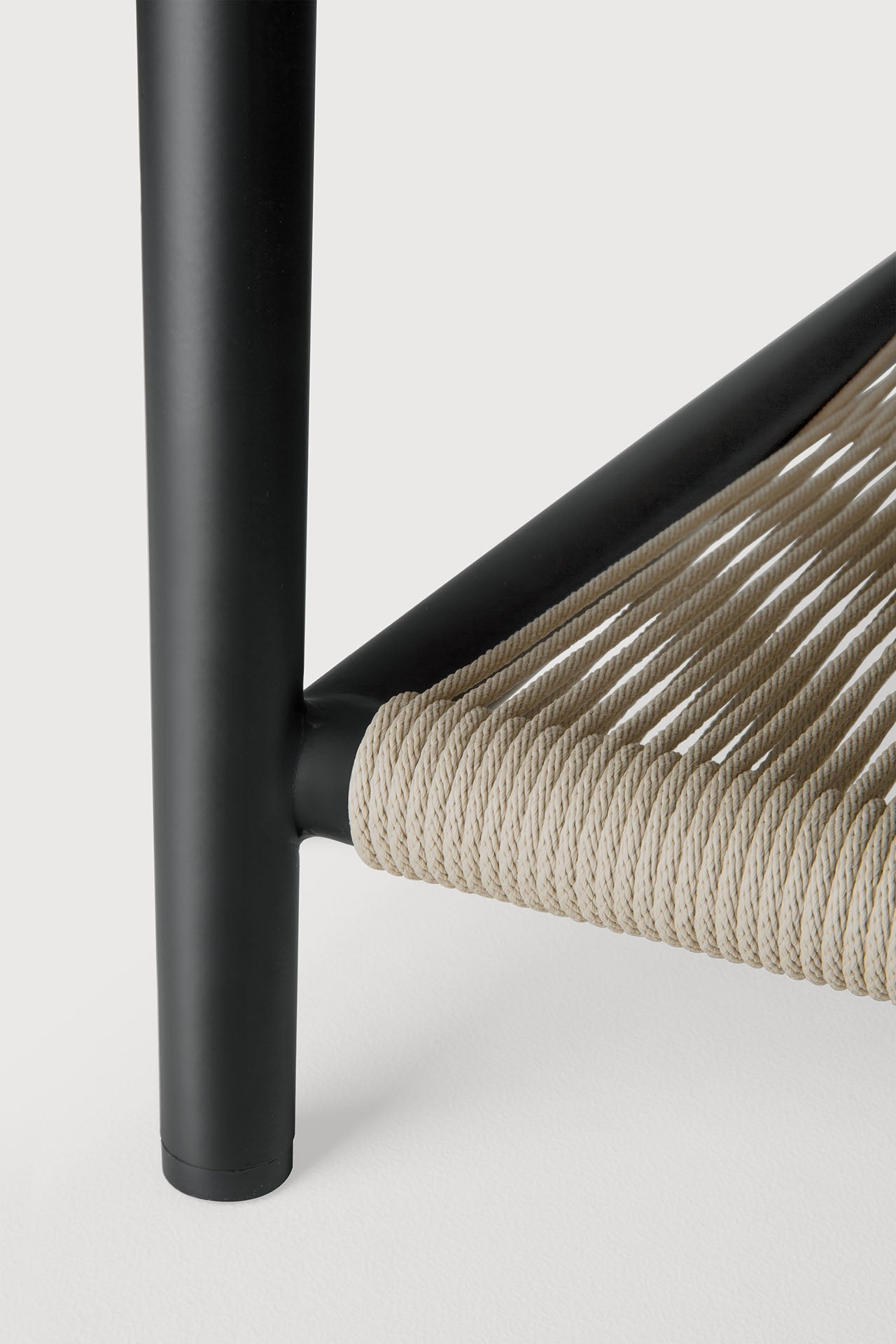 Corbey outdoor coffee table - teak top - aluminium base - black - square White Cliff Studio Outdoor Coffee Table