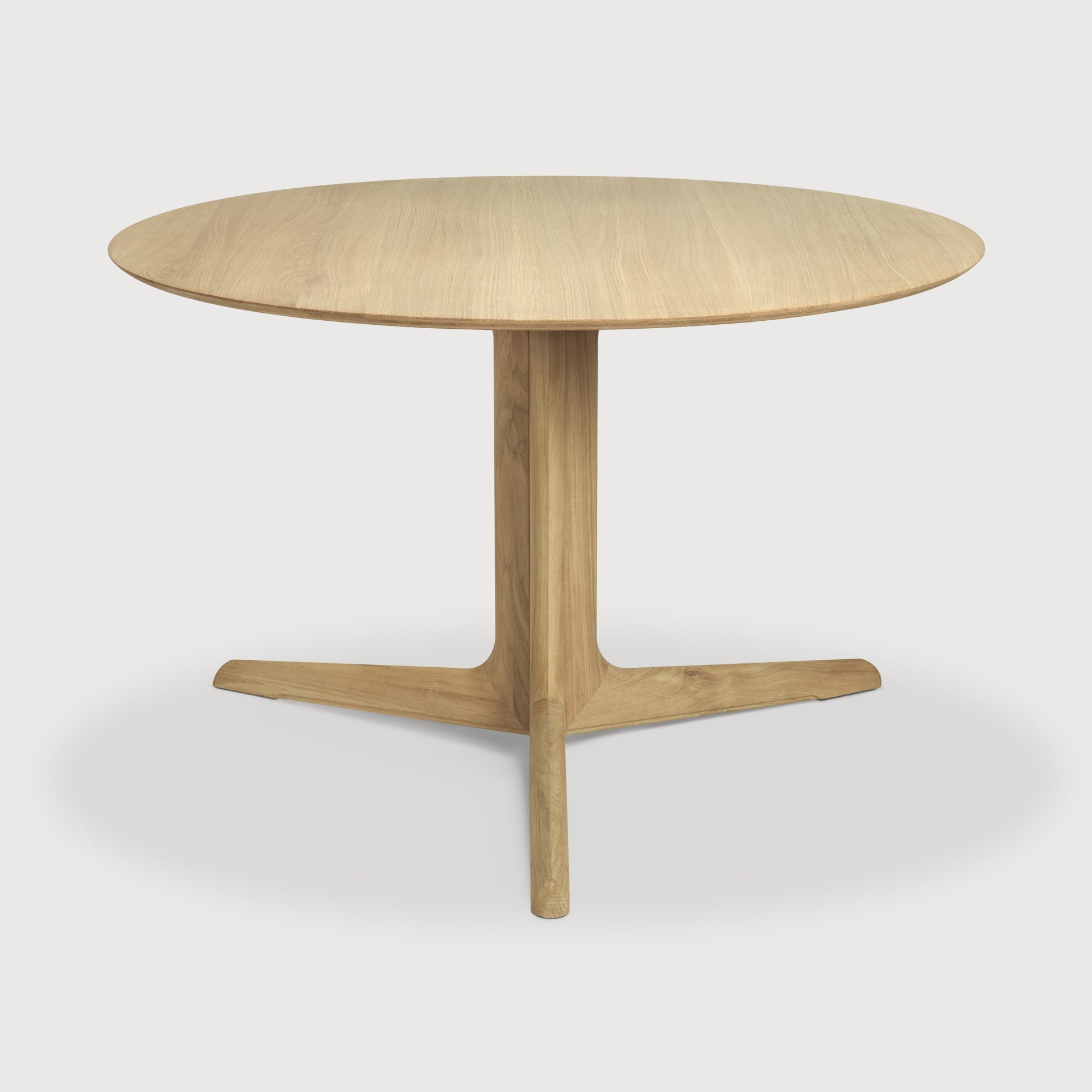 Corto dining table - oak - round White Cliff Studio Dining Table