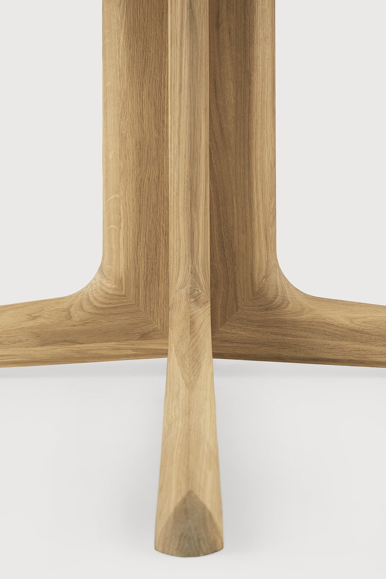 Corto dining table - oak - square White Cliff Studio Dining Table