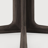Corto dining table - varnished oak - brown - square White Cliff Studio Dining Table