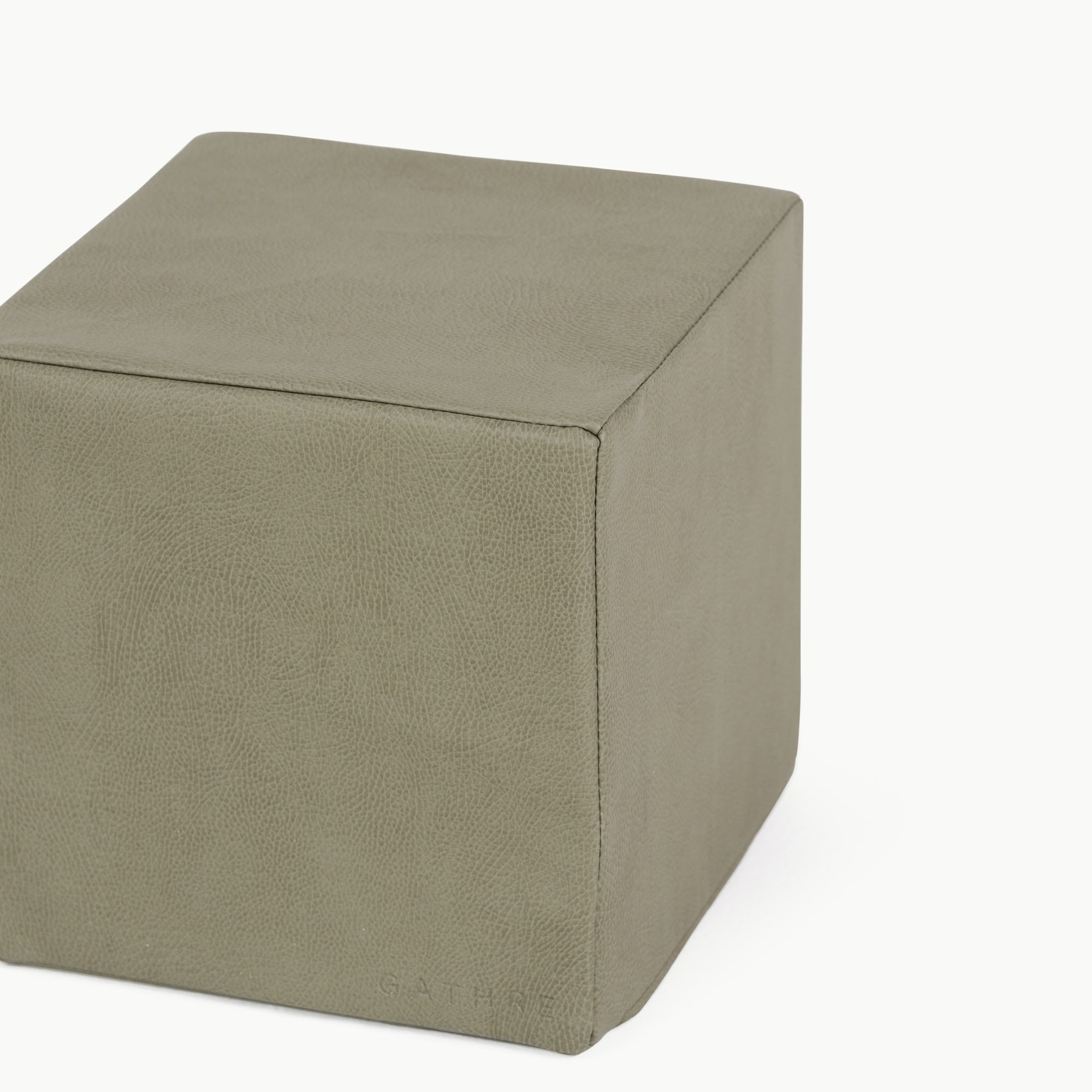Cubes White Cliff Studio