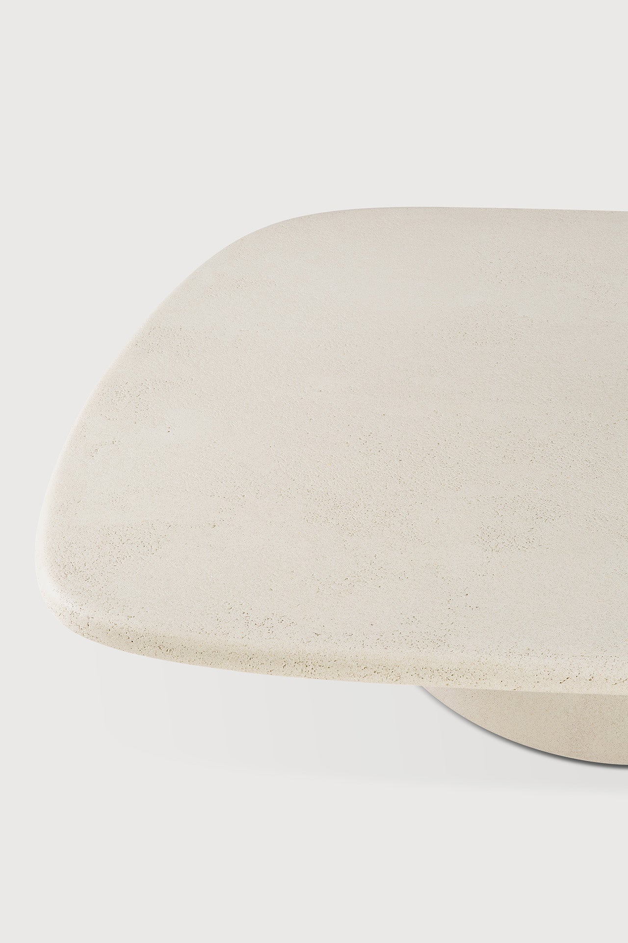 Elements coffee table - varnished Microcement - Off White - pebble shape White Cliff Studio COFFEE TABLE