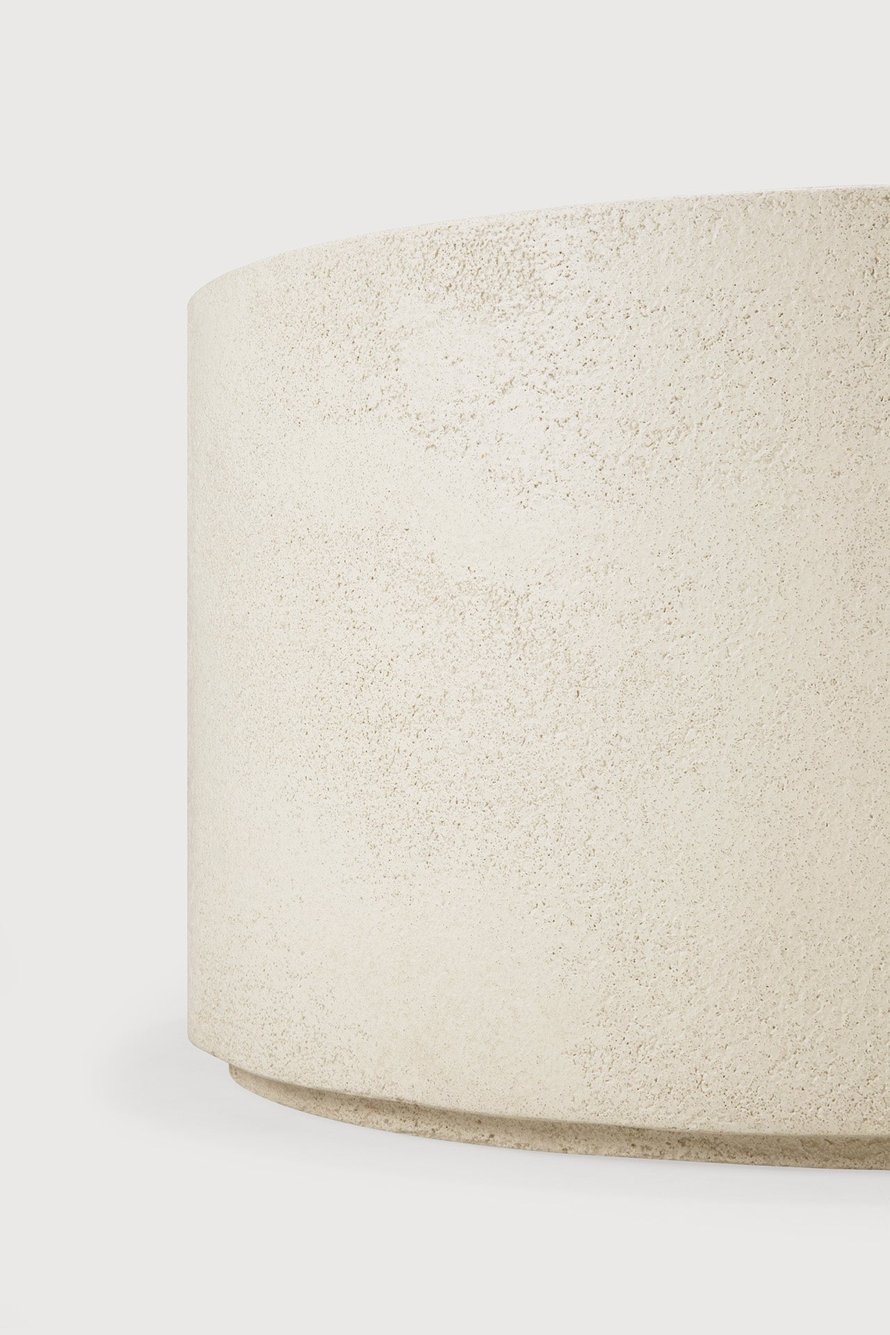 Elements coffee table - varnished Microcement - Off White - round White Cliff Studio COFFEE TABLE