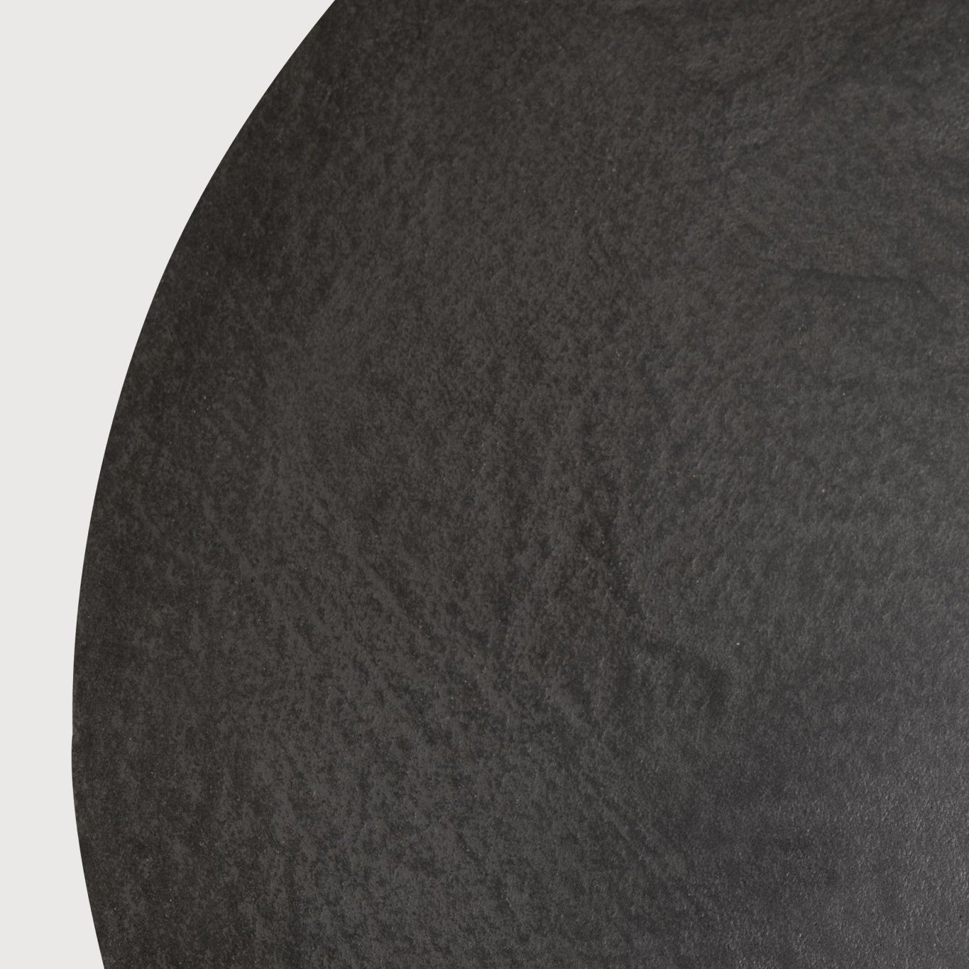 Elements outdoor coffee table - varnished concrete - Dark Grey - round White Cliff Studio Outdoor Coffee Table