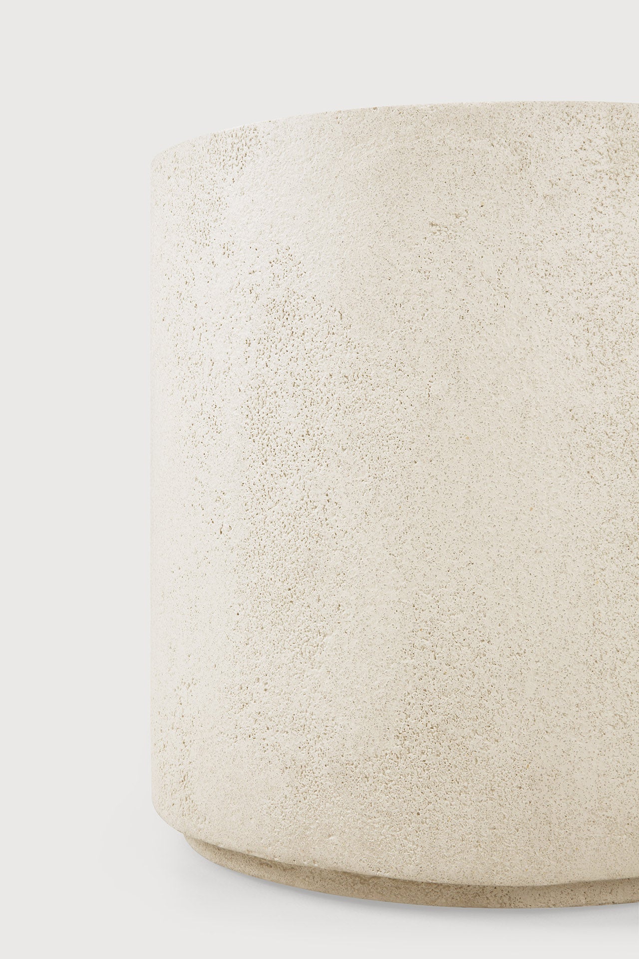 Elements side table - varnished Microcement - Off White - round White Cliff Studio Side Table