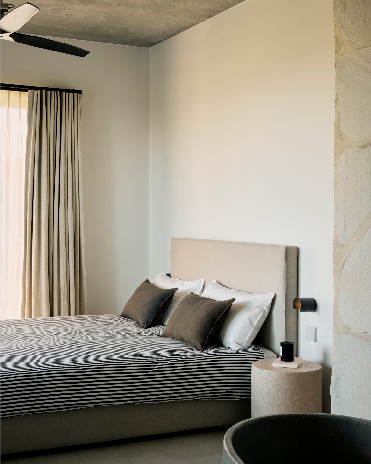 Elements side table - varnished Microcement - Off White - round White Cliff Studio Side Table