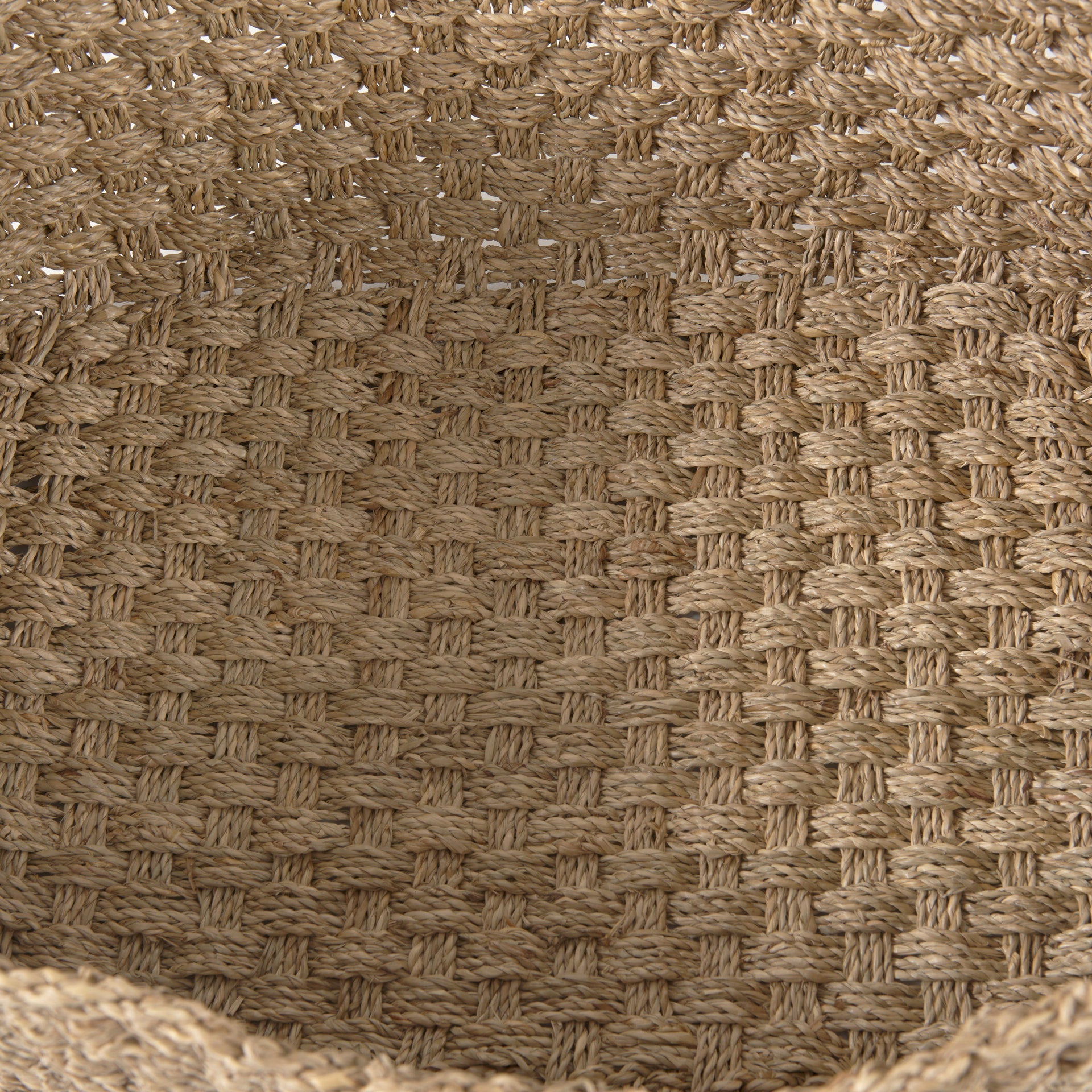 Emrata Basket