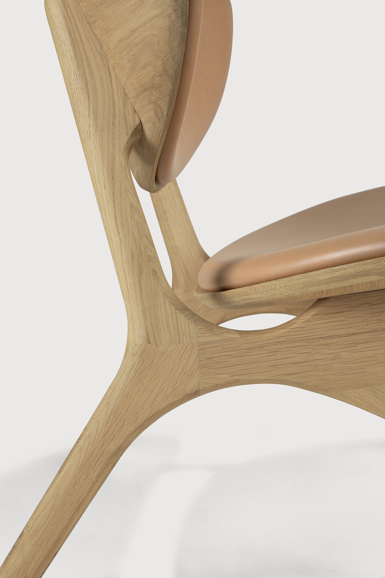 Eye Lounge Chair White Cliff Studio Lounge Chair