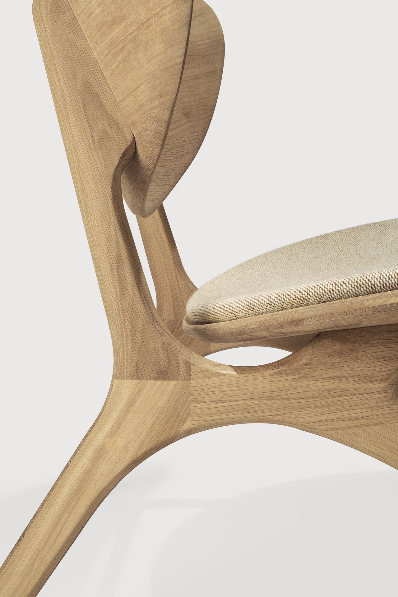 Eye Lounge Chair White Cliff Studio Lounge Chair