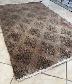 Ruby 4x6 Brown & Rust Vintage Area Rug White Cliff Studio Rugs