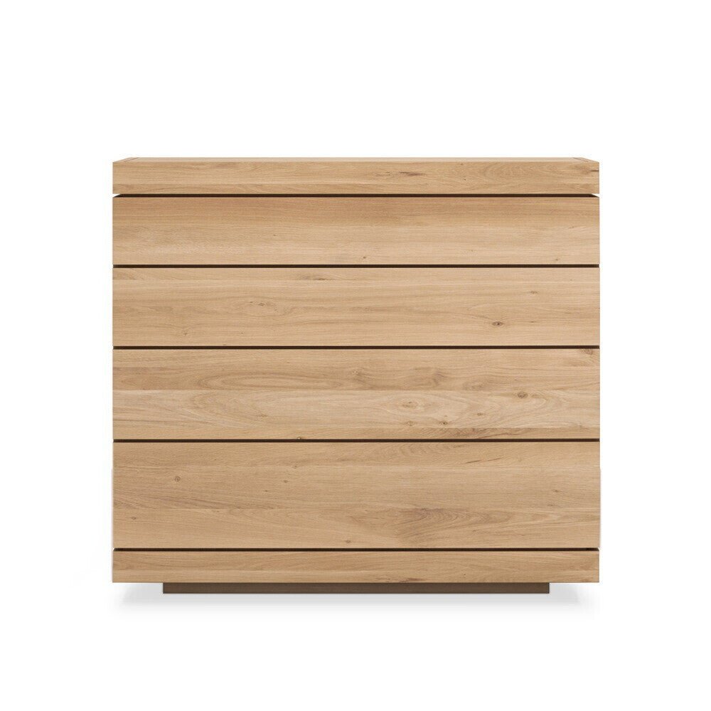 Burger Solid Oak 4 - Drawer Dresser