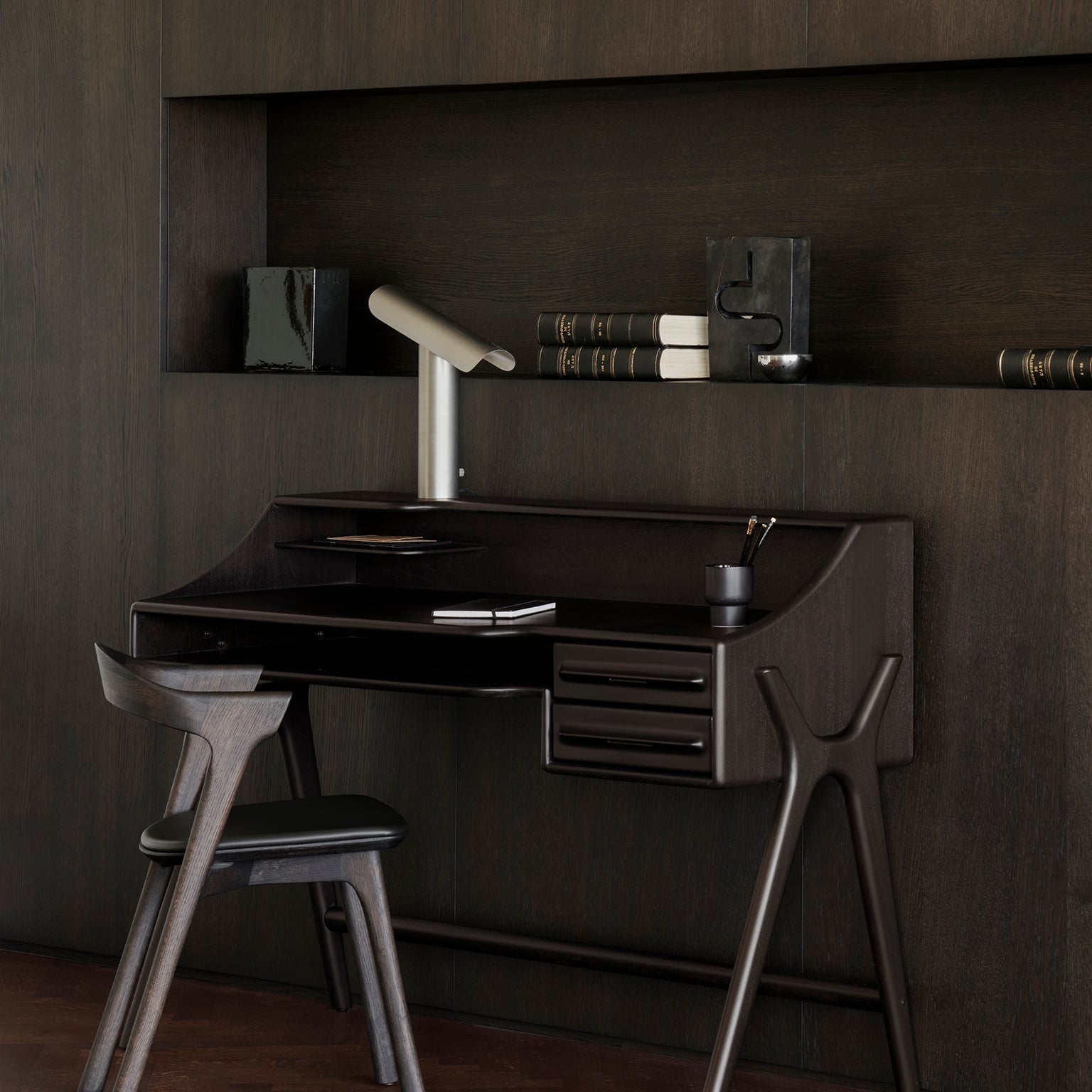 Flow desk - varnished mahogany - rose brown - 2 drawers - rectangular White Cliff Studio Desk