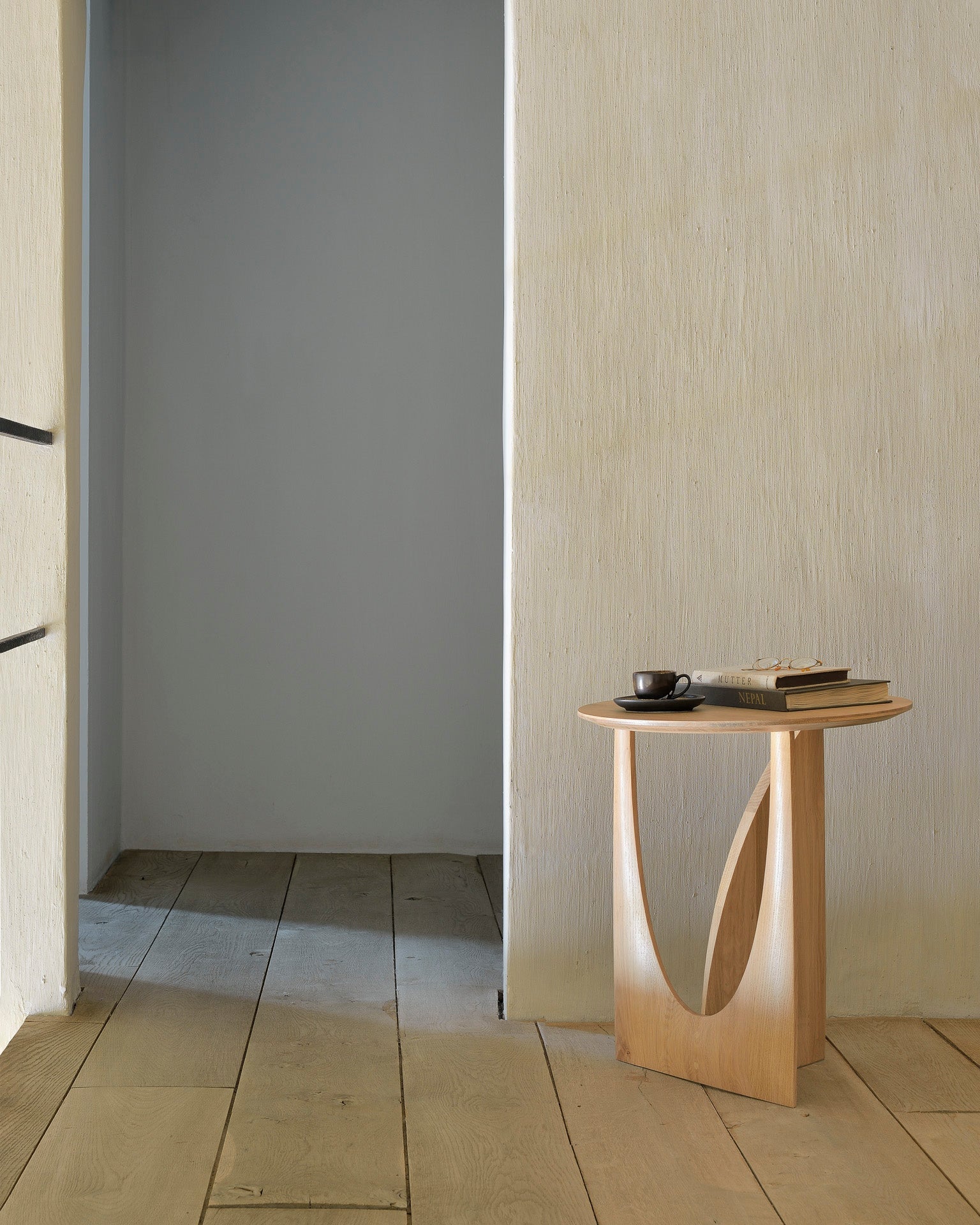 Geometric side table - varnished oak - round White Cliff Studio Side Table