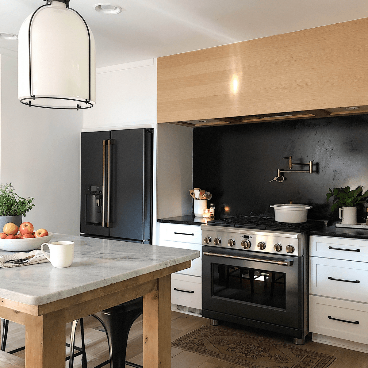 Hudson Valley Lighting | Eldridge Pendant - OLD BRONZE White Cliff Studio Pendant