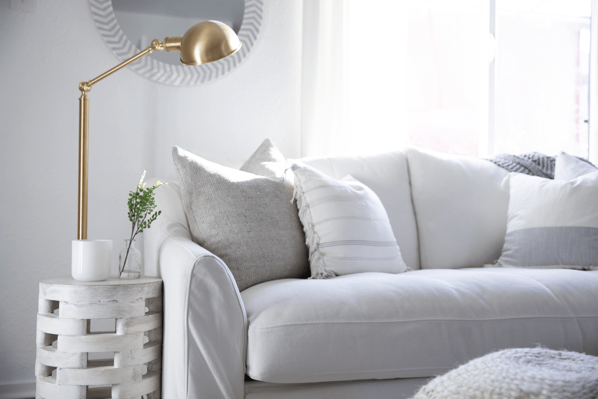 Hudson Valley Lighting | Girard Floor Lamp - VINTAGE BRASS White Cliff Studio Floor Lamps
