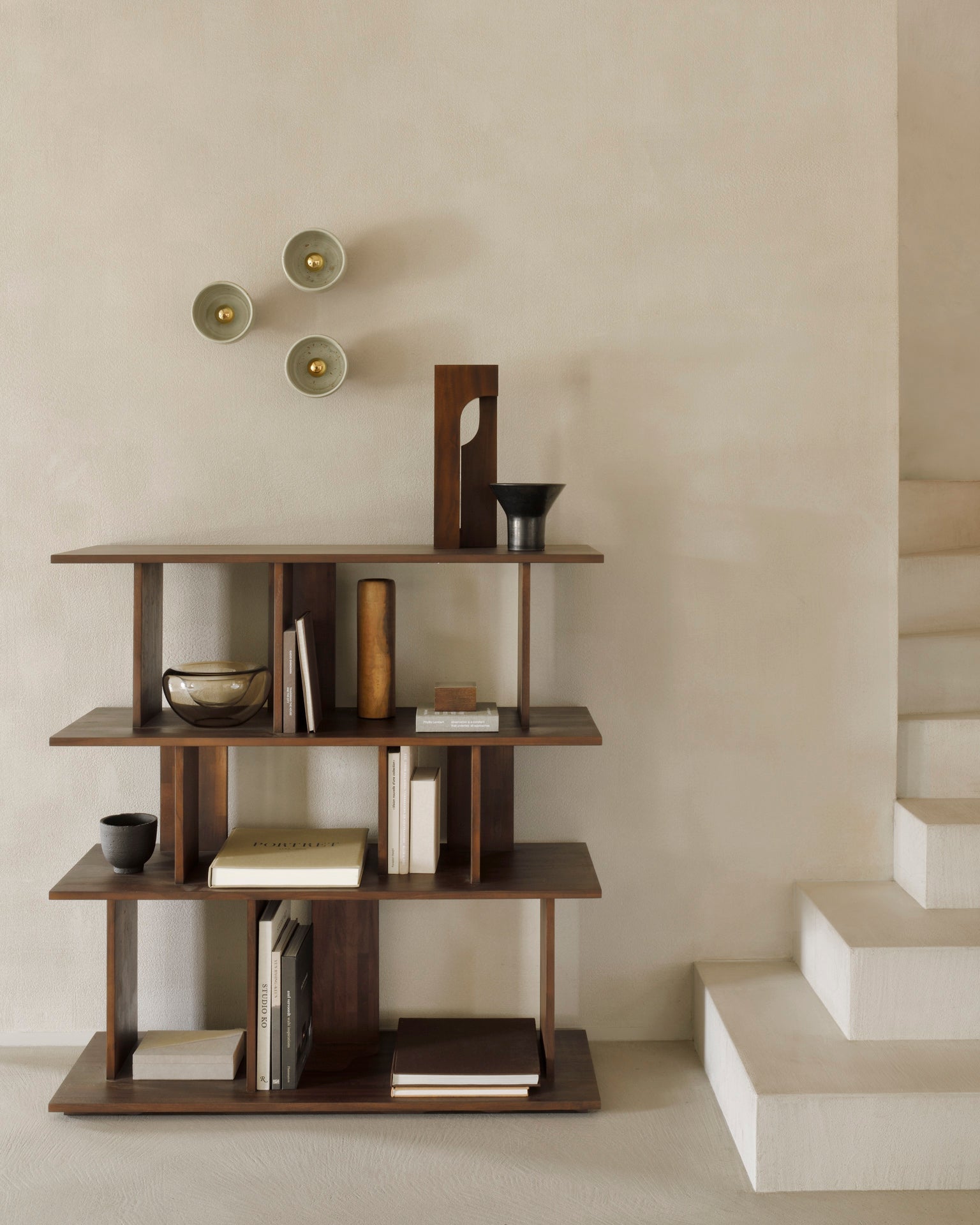 Irregular rack - varnished teak - brown White Cliff Studio Wall Shelf