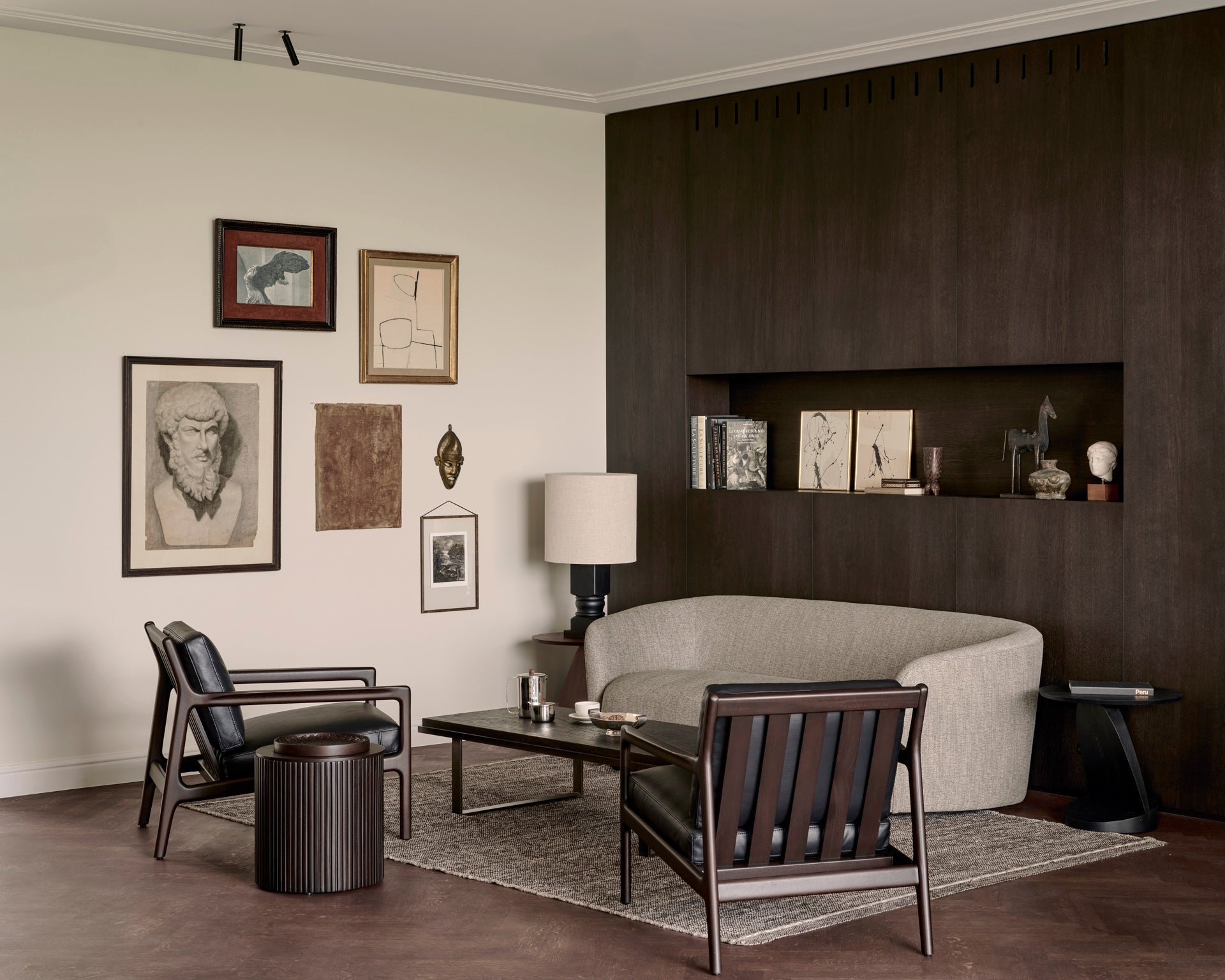 Jack lounge chair - varnished mahogany - dark brown - Carbone leather White Cliff Studio Lounge Chair