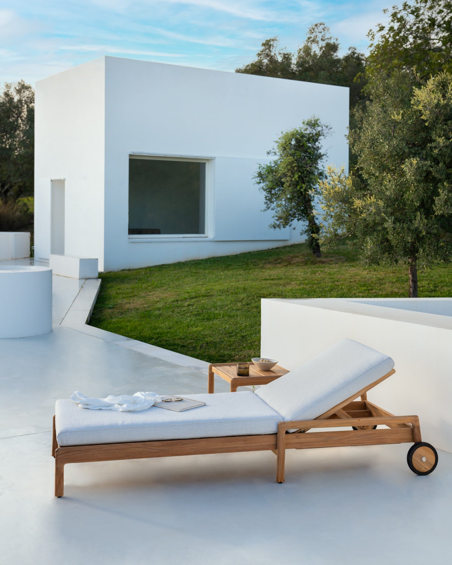 Jack outdoor adjustable lounger cushion - Off White fabric White Cliff Studio Outdoor Cushion