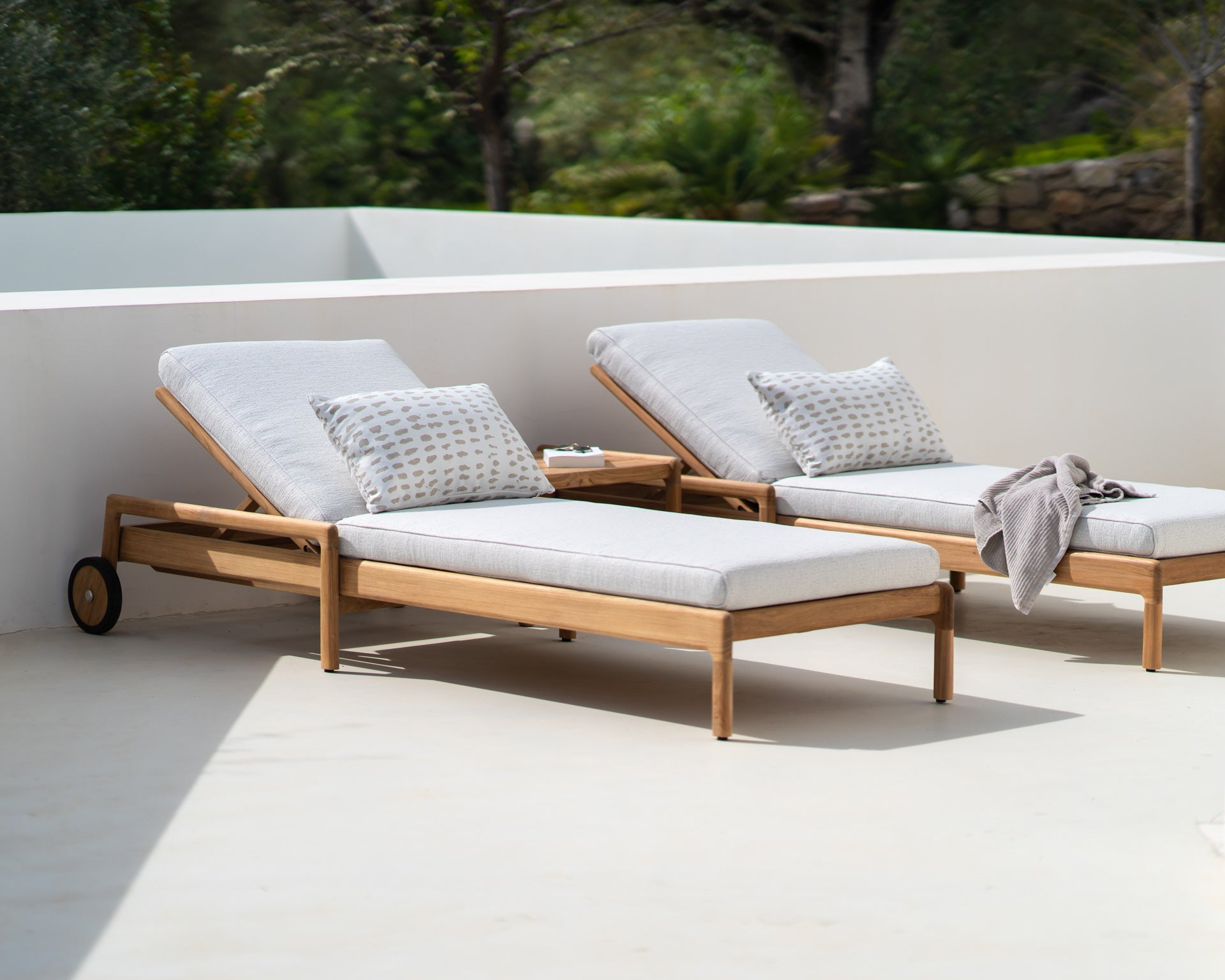 Jack outdoor adjustable lounger cushion - Off White fabric White Cliff Studio Outdoor Cushion