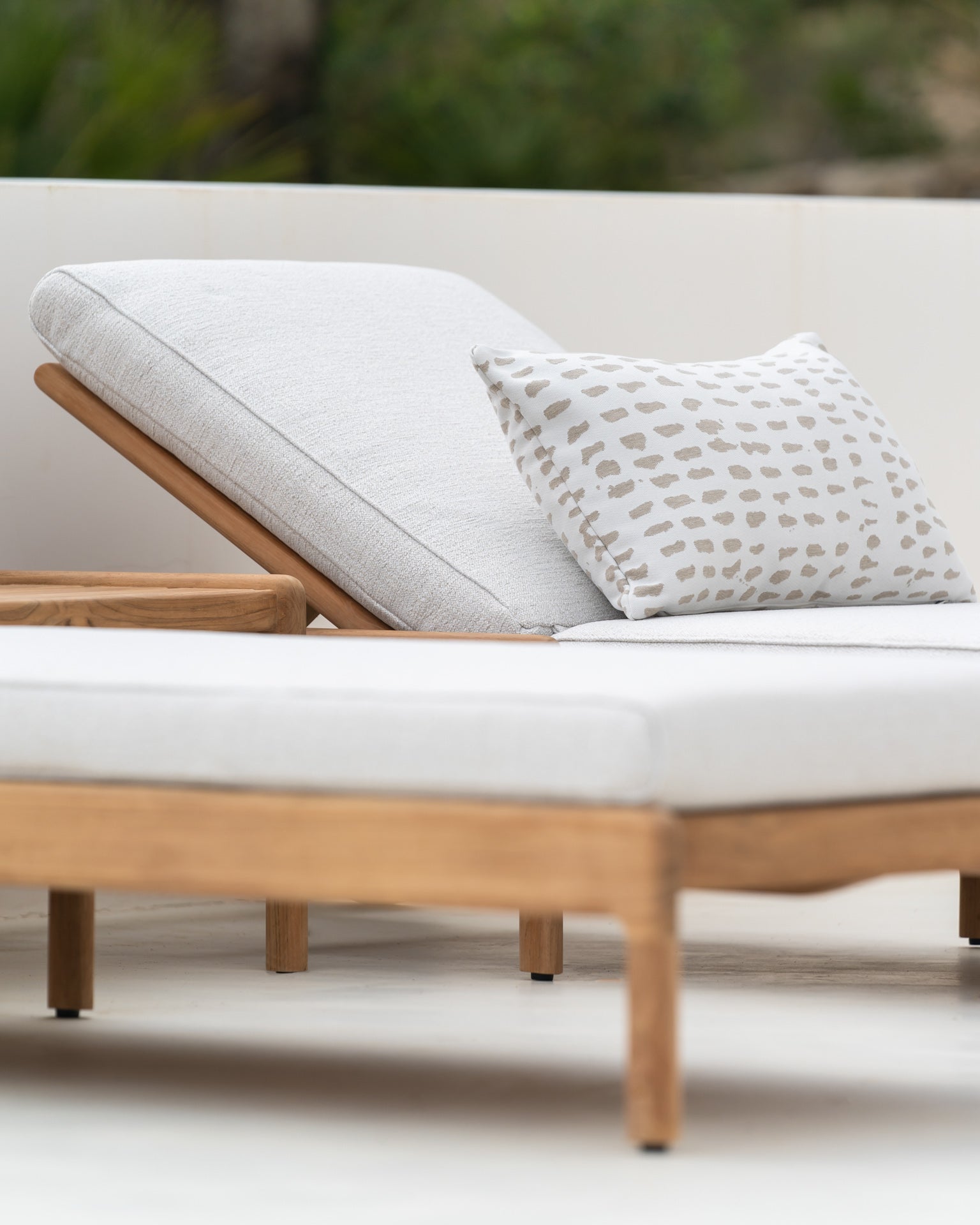 Jack outdoor adjustable lounger cushion - Off White fabric White Cliff Studio Outdoor Cushion