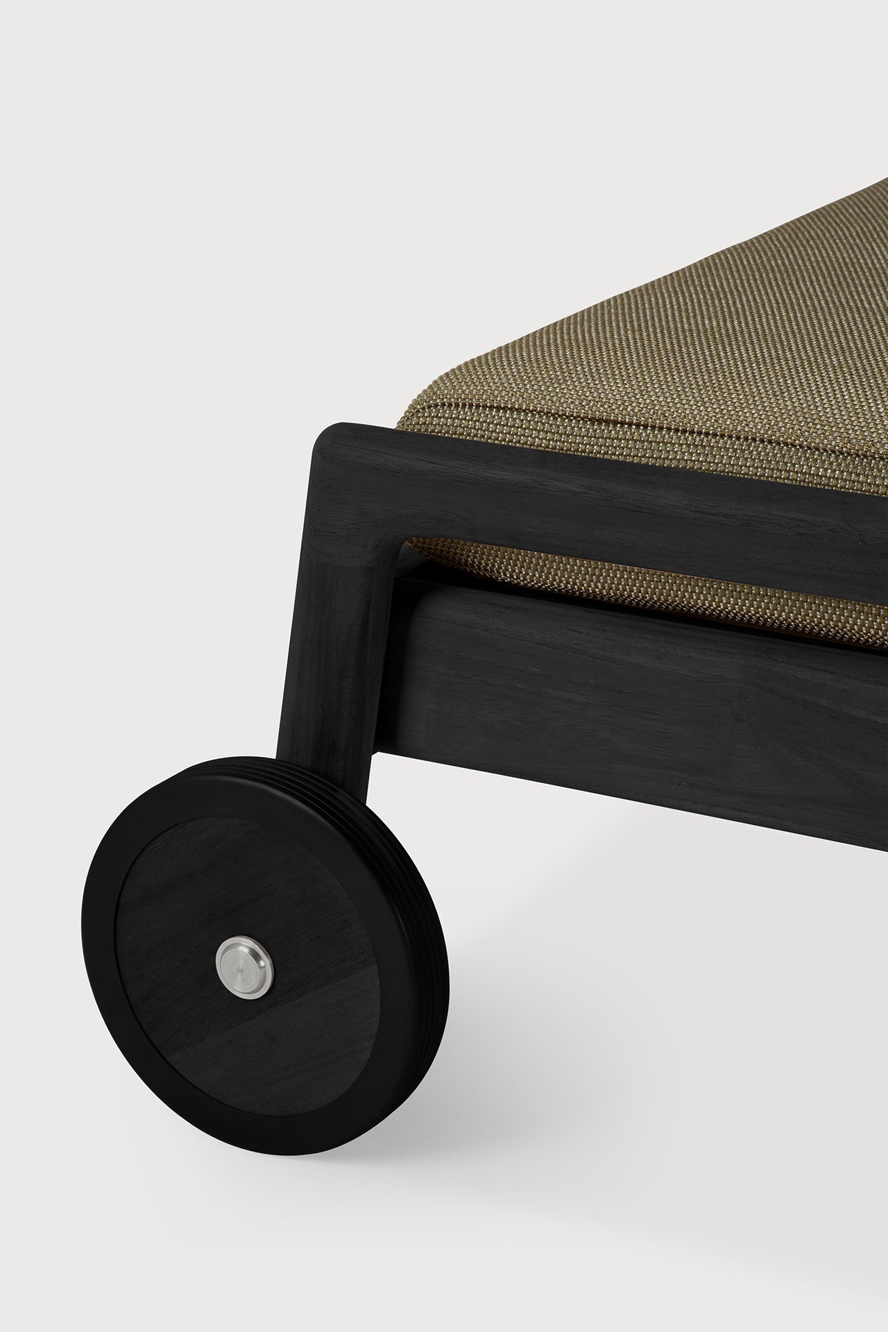 Jack outdoor adjustable lounger - varnished teak - black - Green fabric White Cliff Studio Outdoor Chaise