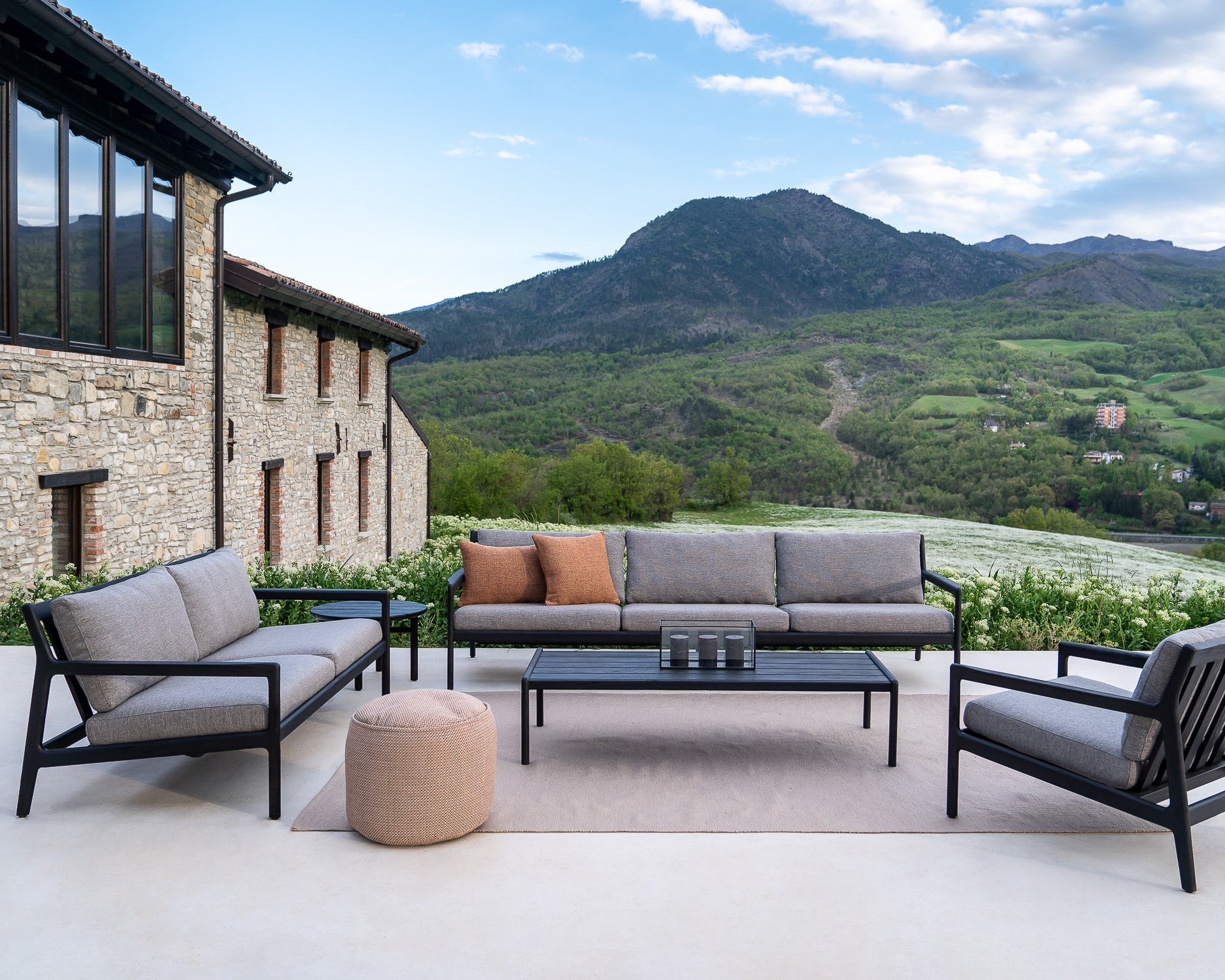 Jack outdoor coffee table - varnished teak - black - rectangular White Cliff Studio Outdoor Coffee Table