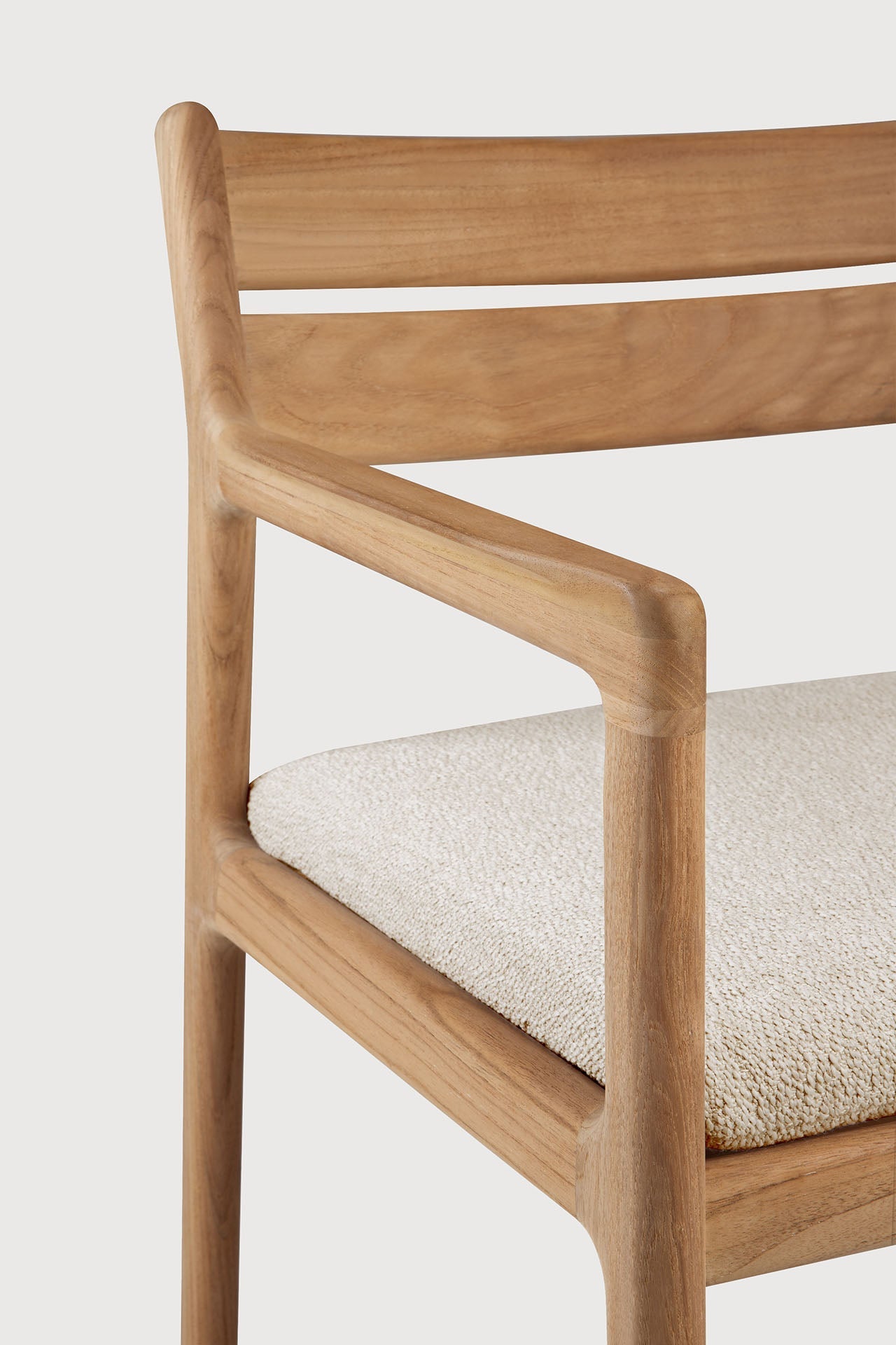 Jack outdoor dining chair - teak - Natural fabric - with arms White Cliff Studio Outdoor Dining Chair