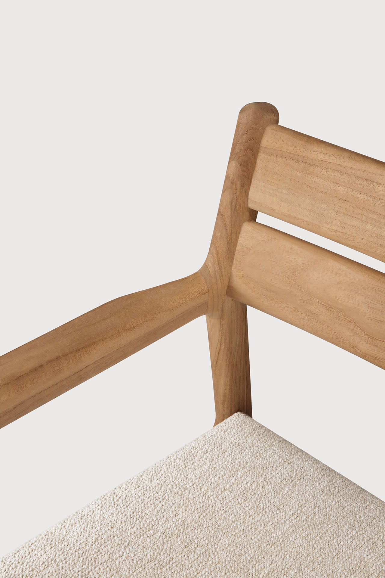 Jack outdoor dining chair - teak - Natural fabric - with arms White Cliff Studio Outdoor Dining Chair