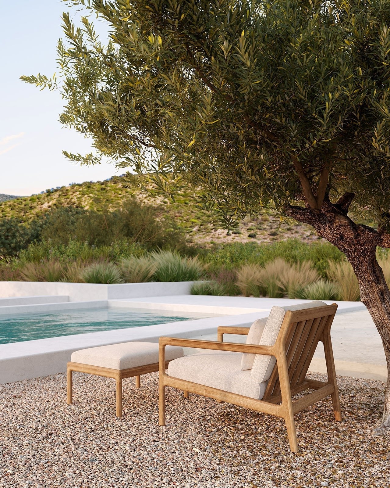 Jack Outdoor Footstool White Cliff Studio Outdoor Ottomans