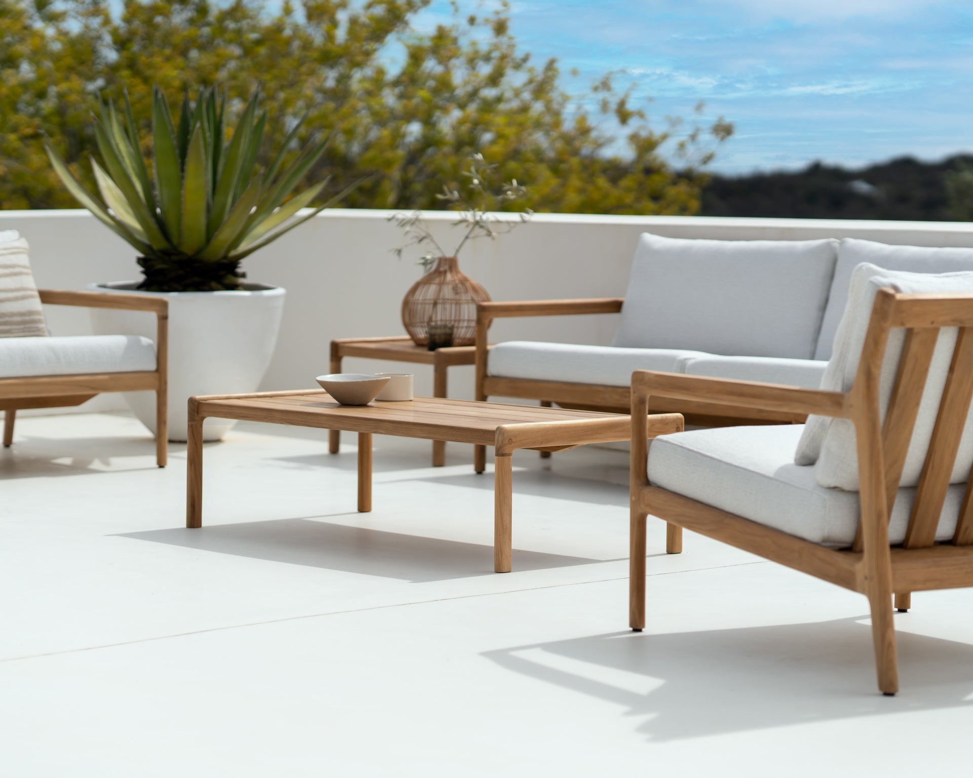 Jack outdoor sofa - teak - Off White fabric - 3+ seater White Cliff Studio Outdoor Sofa
