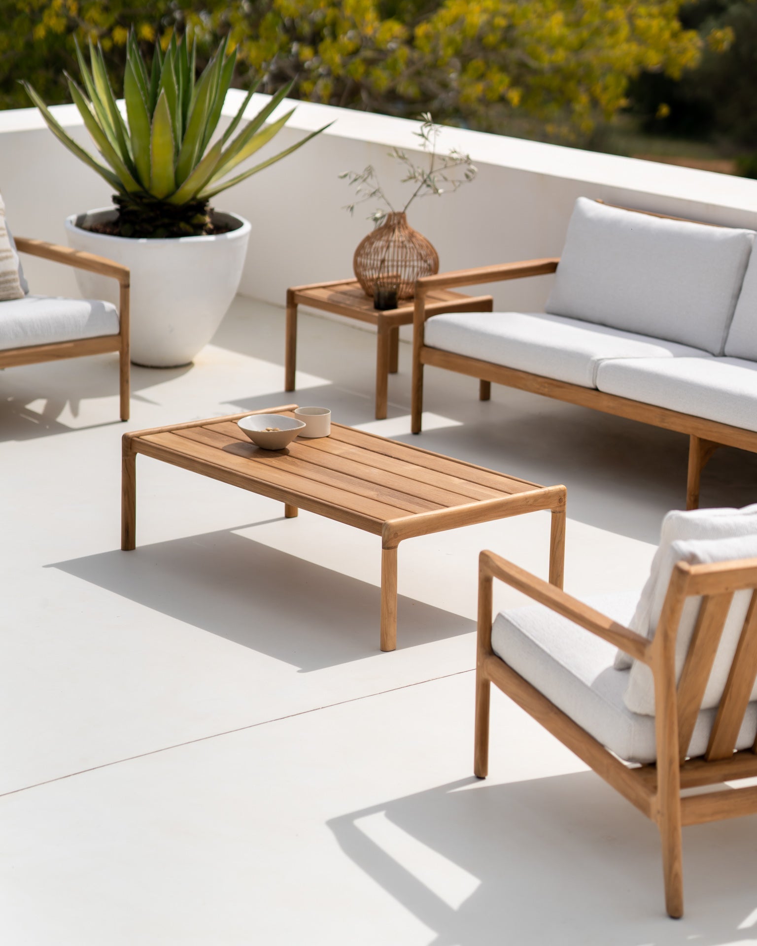 Jack outdoor sofa - teak - Off White fabric - 3+ seater White Cliff Studio Outdoor Sofa