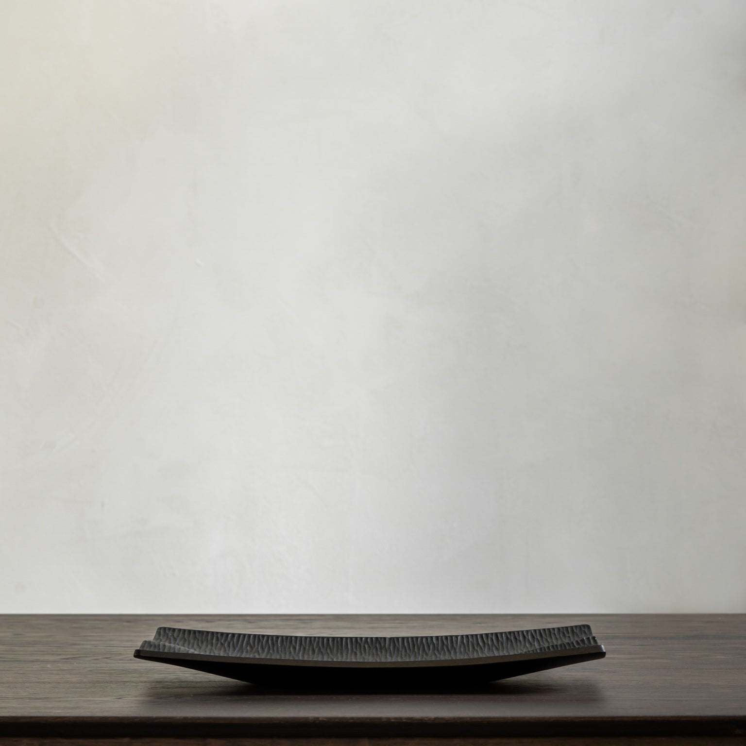 Japan board - varnished mahogany - black White Cliff Studio Trays