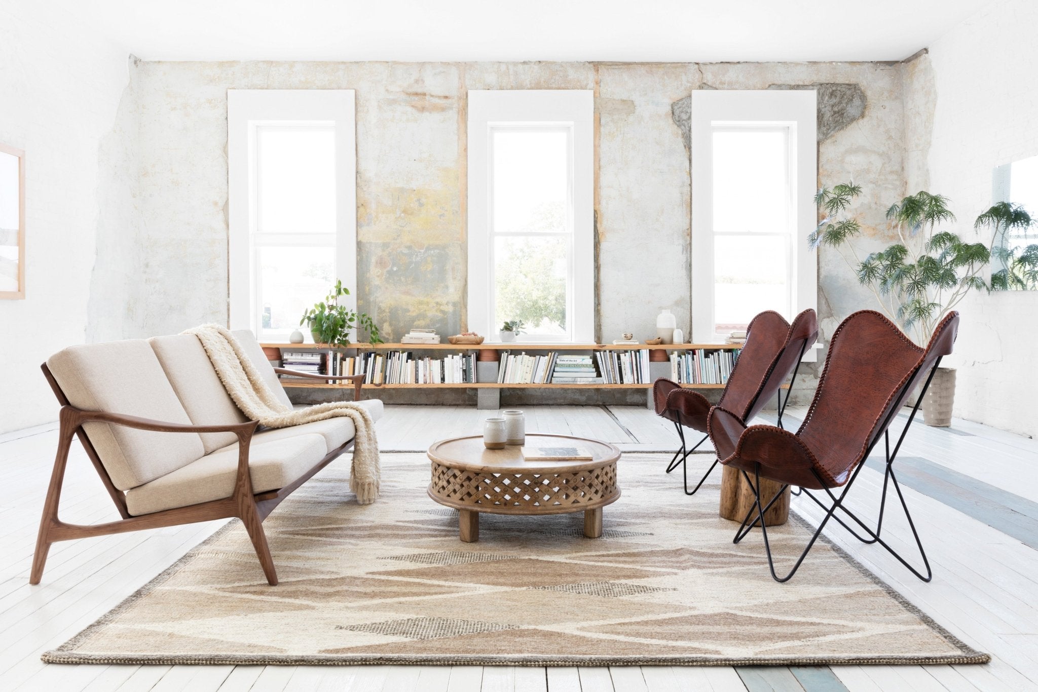 Loloi Evelina Taupe / Bark Sample Rug White Cliff Studio Sample Rug