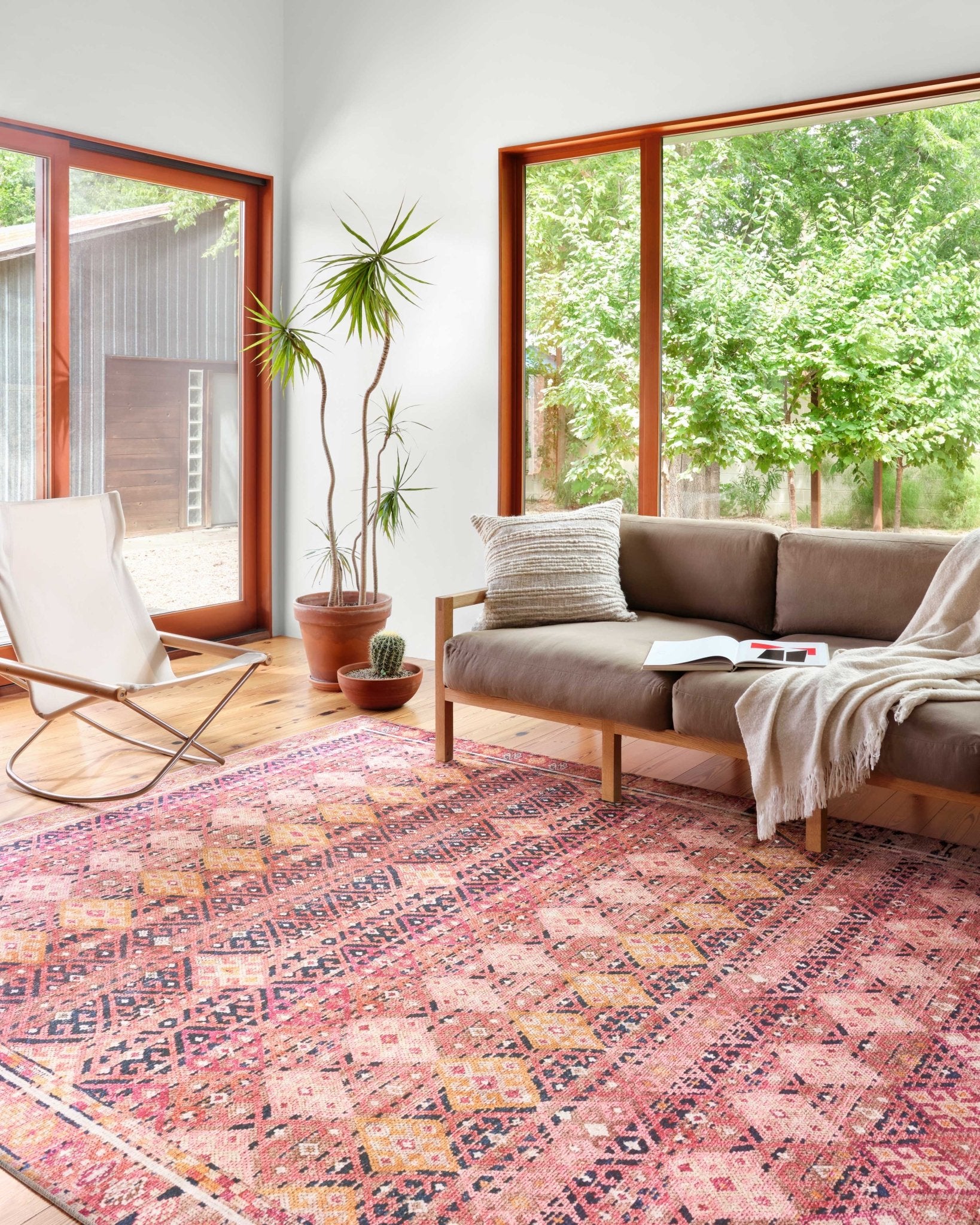 Loloi II Layla Magenta / Multi Rug