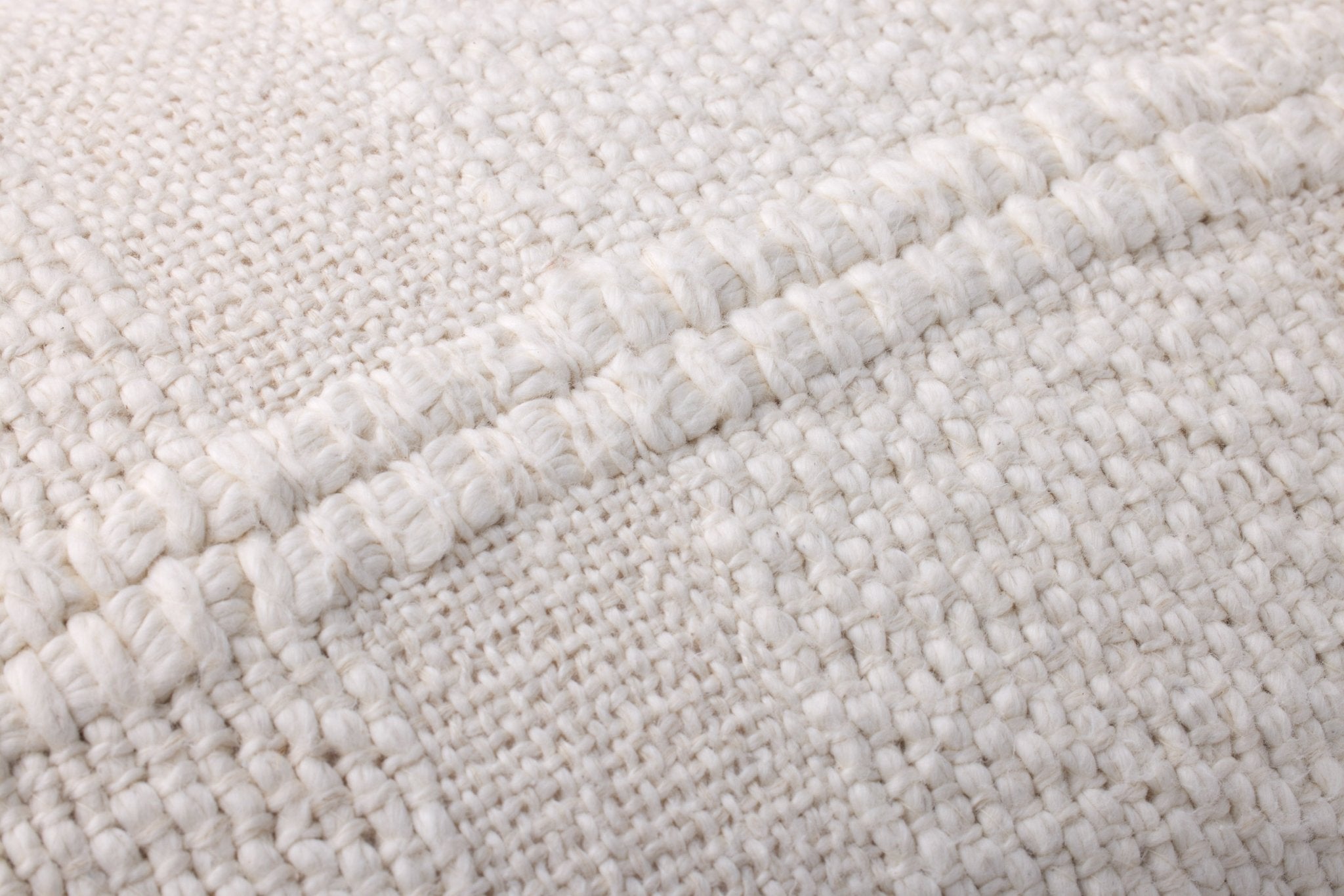 Loloi Ivory Pillow White Cliff Studio Pillow