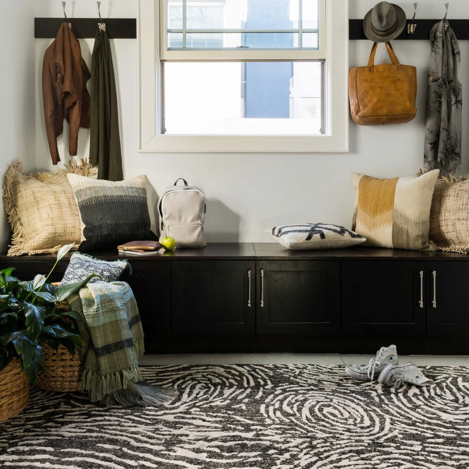 Loloi Juneau Charcoal / Silver Rug White Cliff Studio Area Rugs