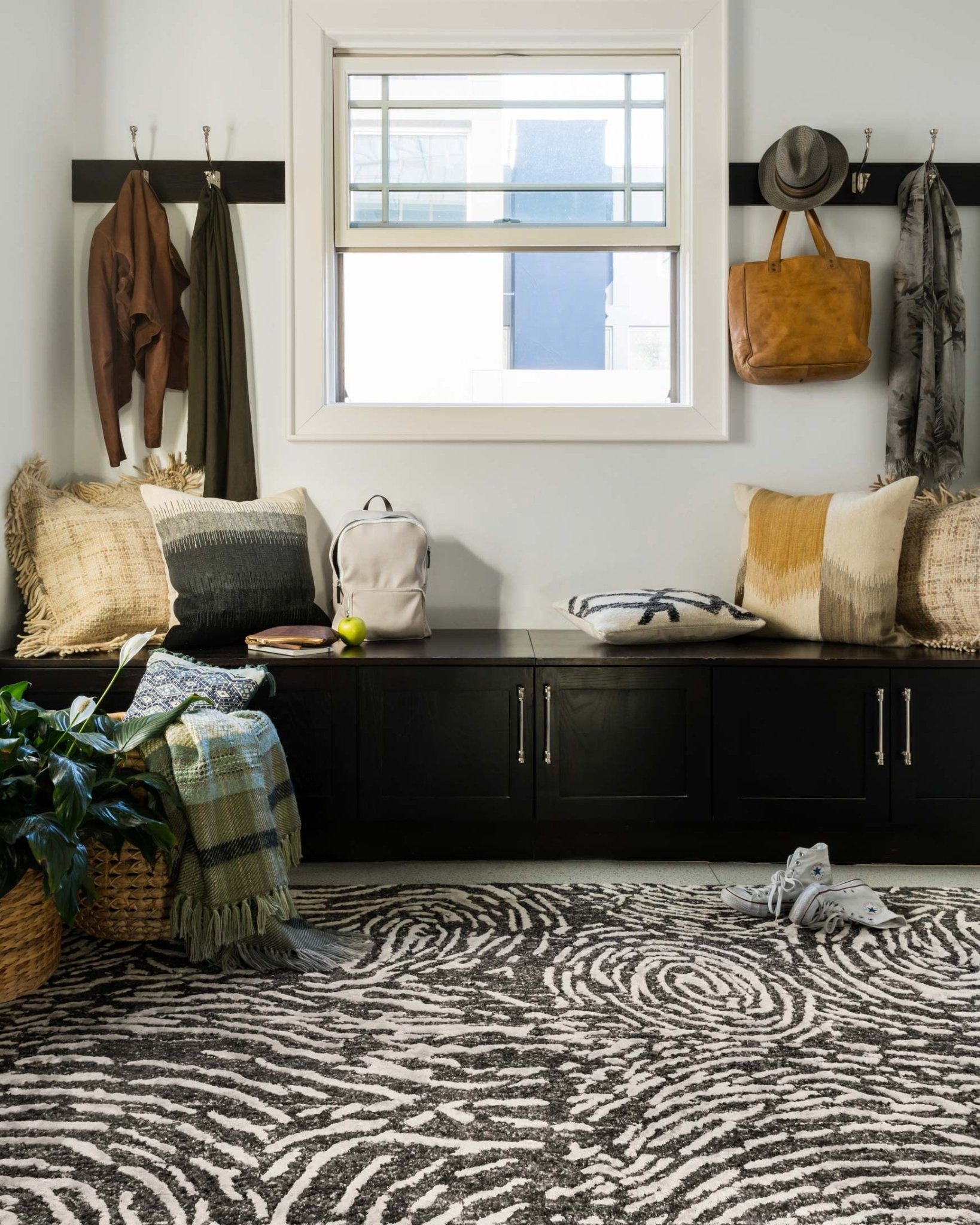 Loloi Juneau Charcoal / Silver Rug White Cliff Studio Area Rugs