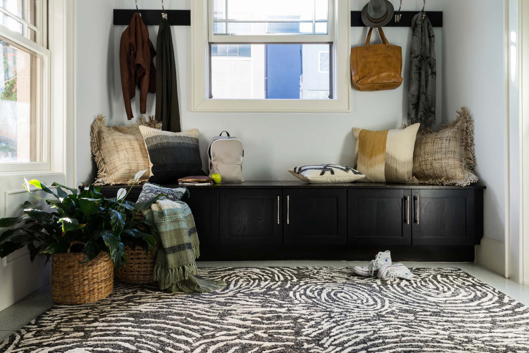 Loloi Juneau Charcoal / Silver Rug White Cliff Studio Area Rugs