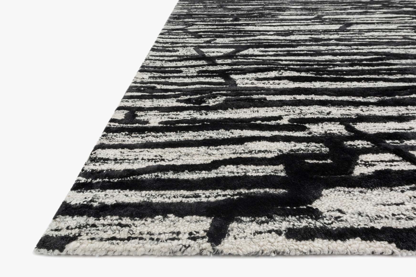 Loloi Juneau Ivory / Black Rug White Cliff Studio Area Rugs
