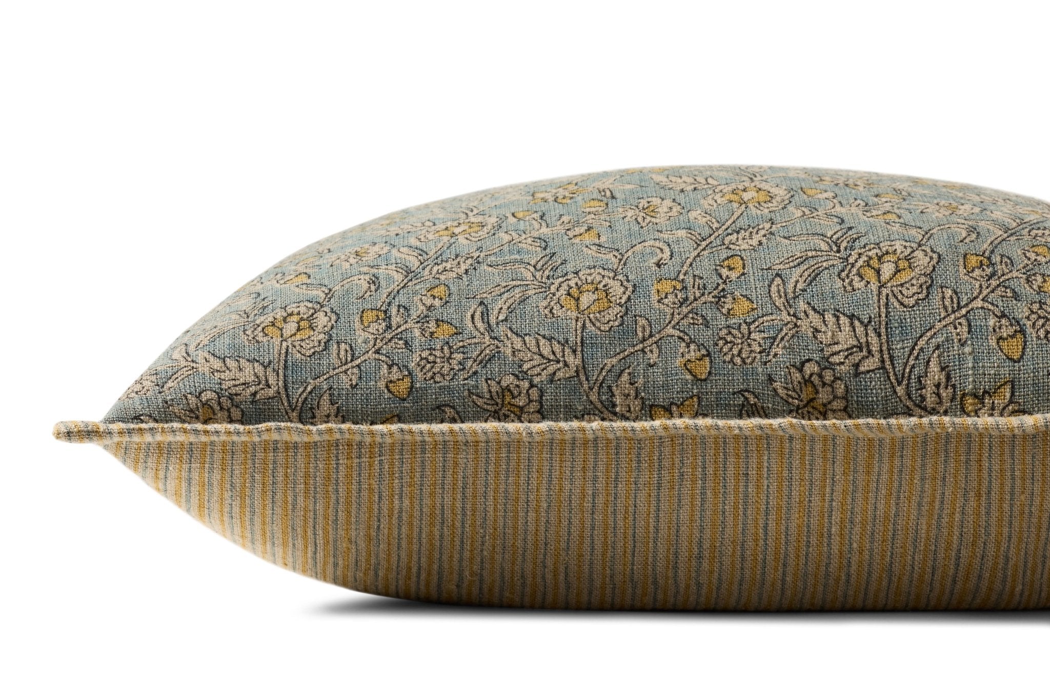 Loloi Light Blue / Multi Pillow White Cliff Studio Pillow