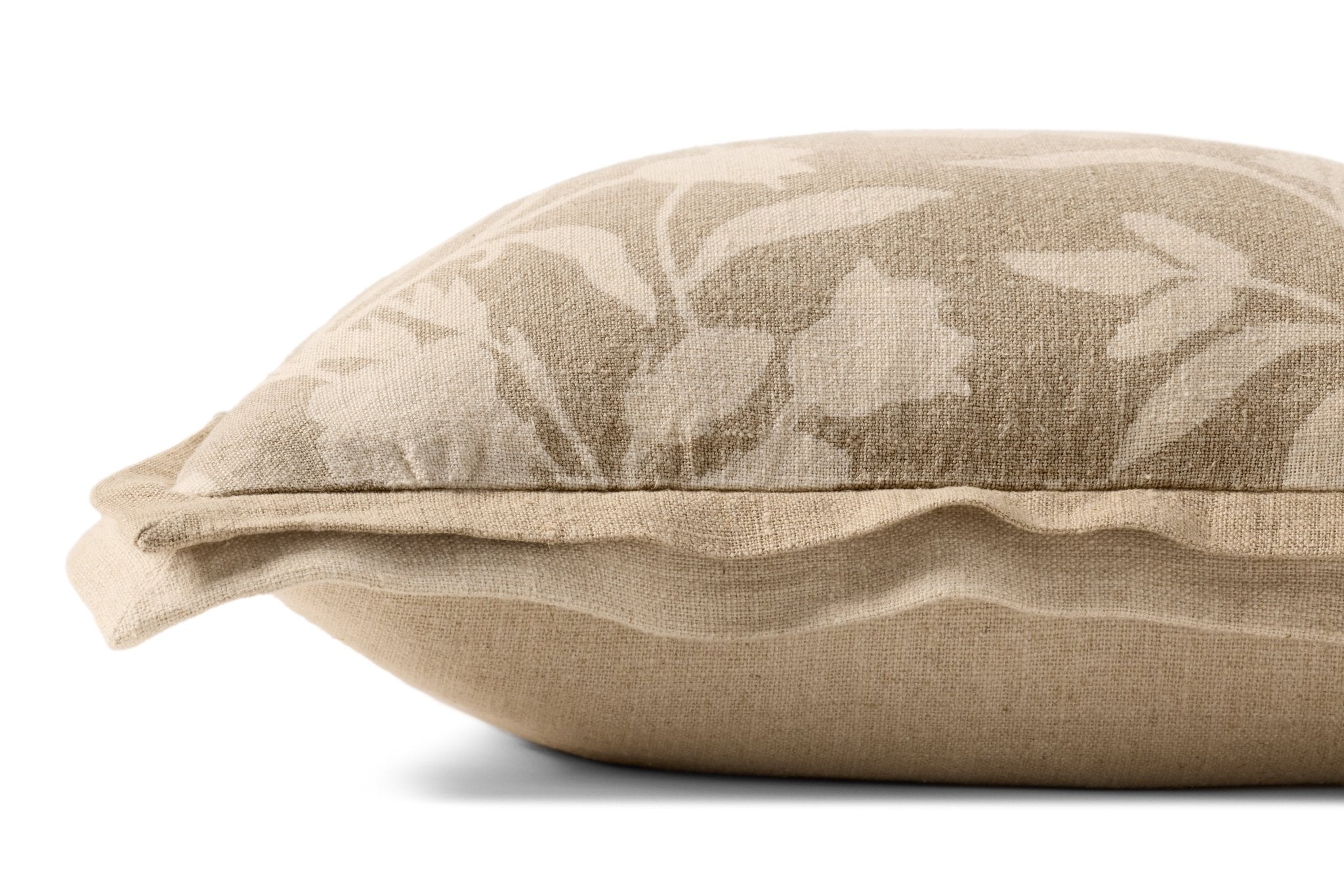 Loloi Natural Pillow White Cliff Studio Pillow