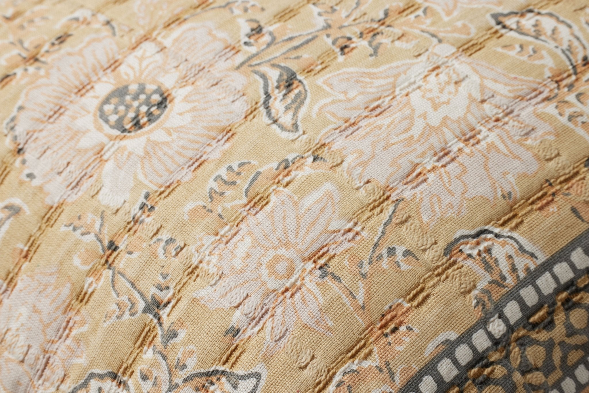 Loloi PLL0116 Wheat / Multi 16'' x 26'' Pillow White Cliff Studio Floral Pillows