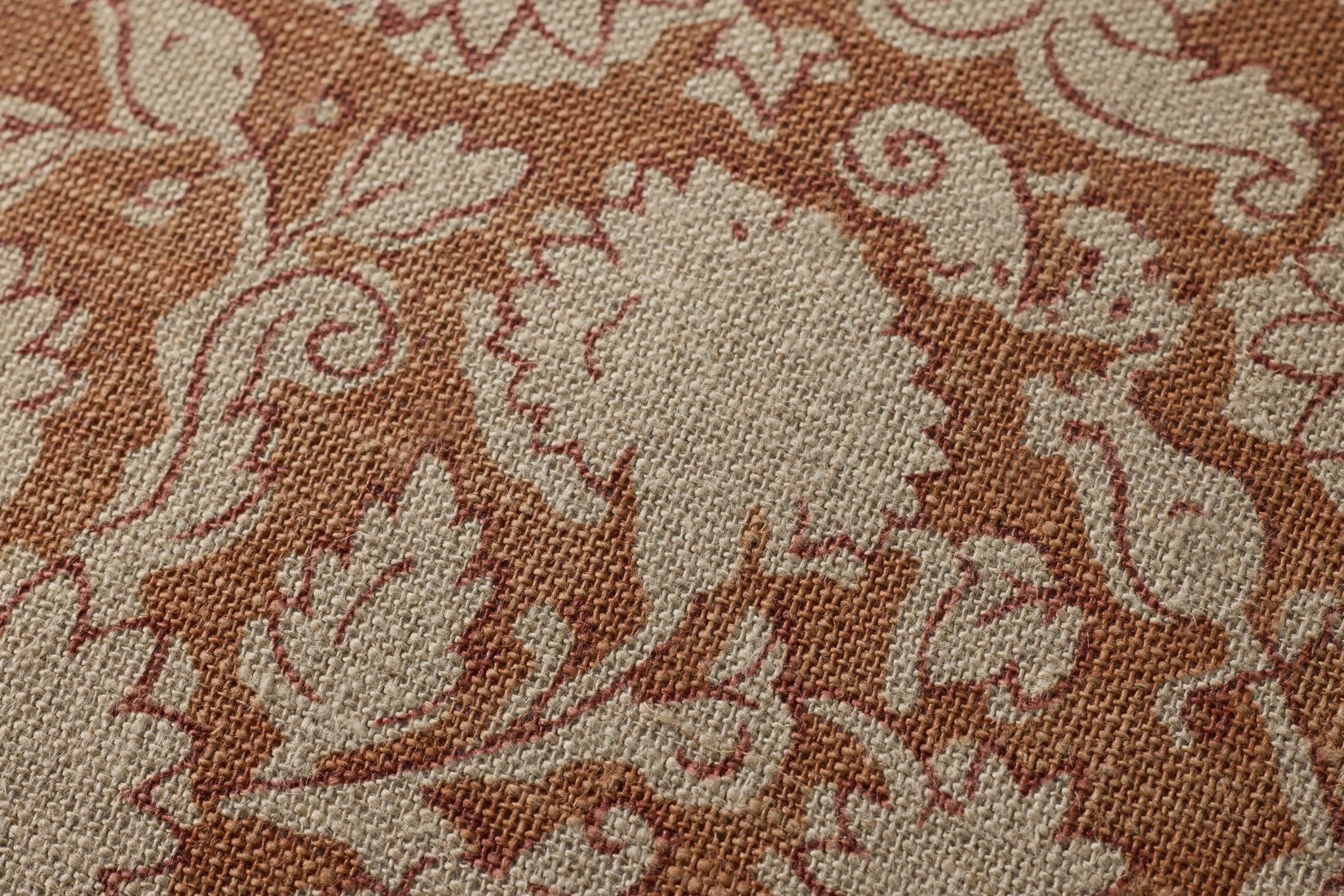 Loloi Rust Pillow White Cliff Studio Pillow