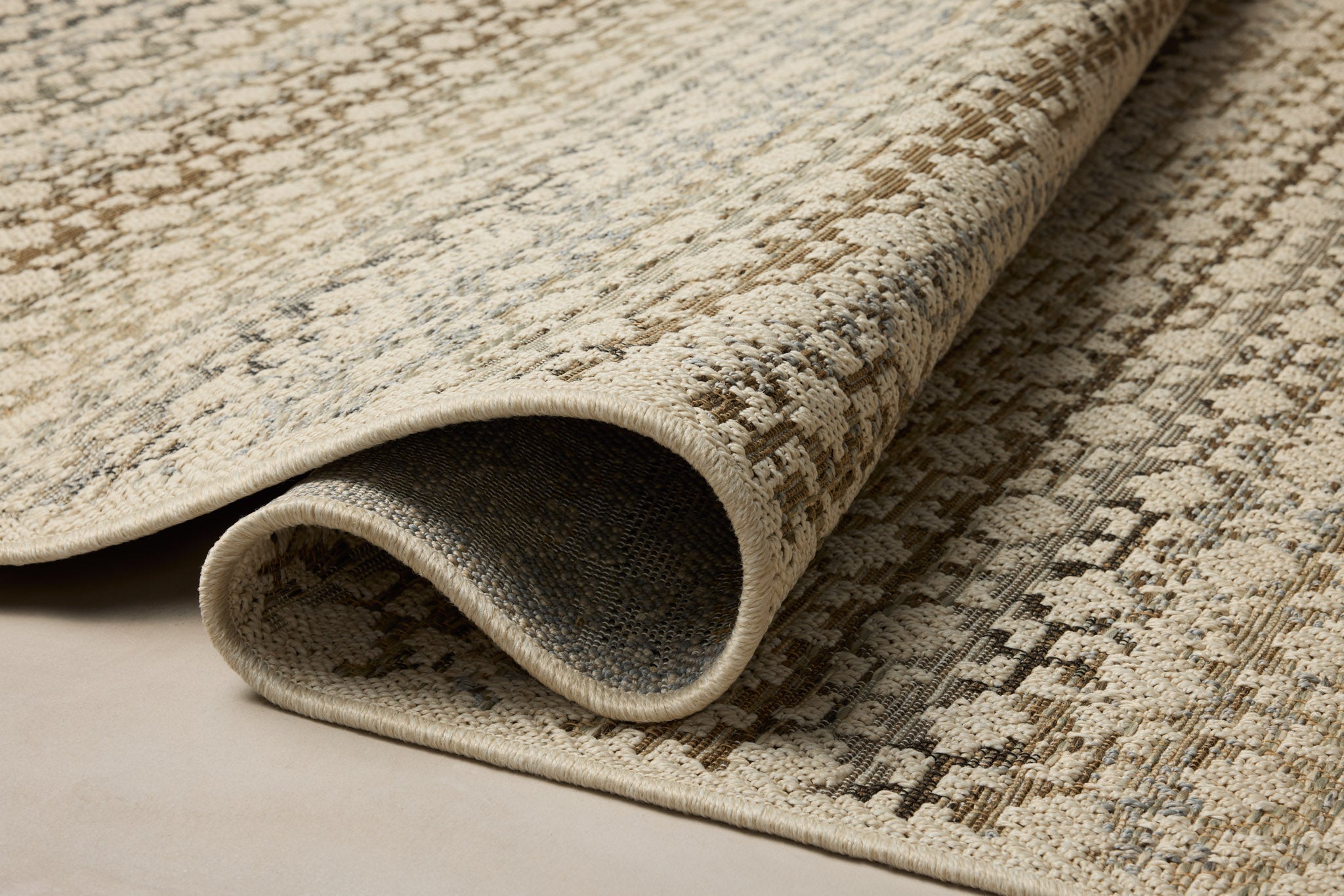 Loloi Saylor Ivory / Multi Rug White Cliff Studio Area Rugs