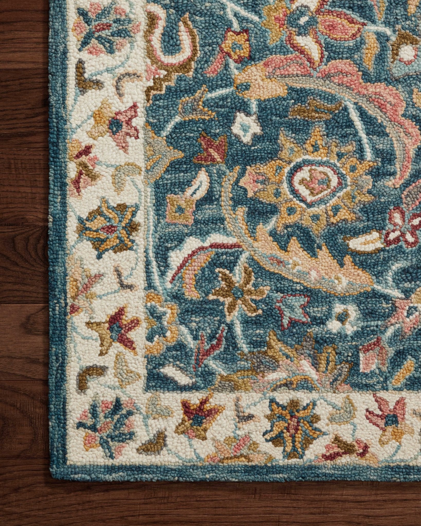 Loloi Victoria Ocean / Multi Sample Rug White Cliff Studio Sample Rug