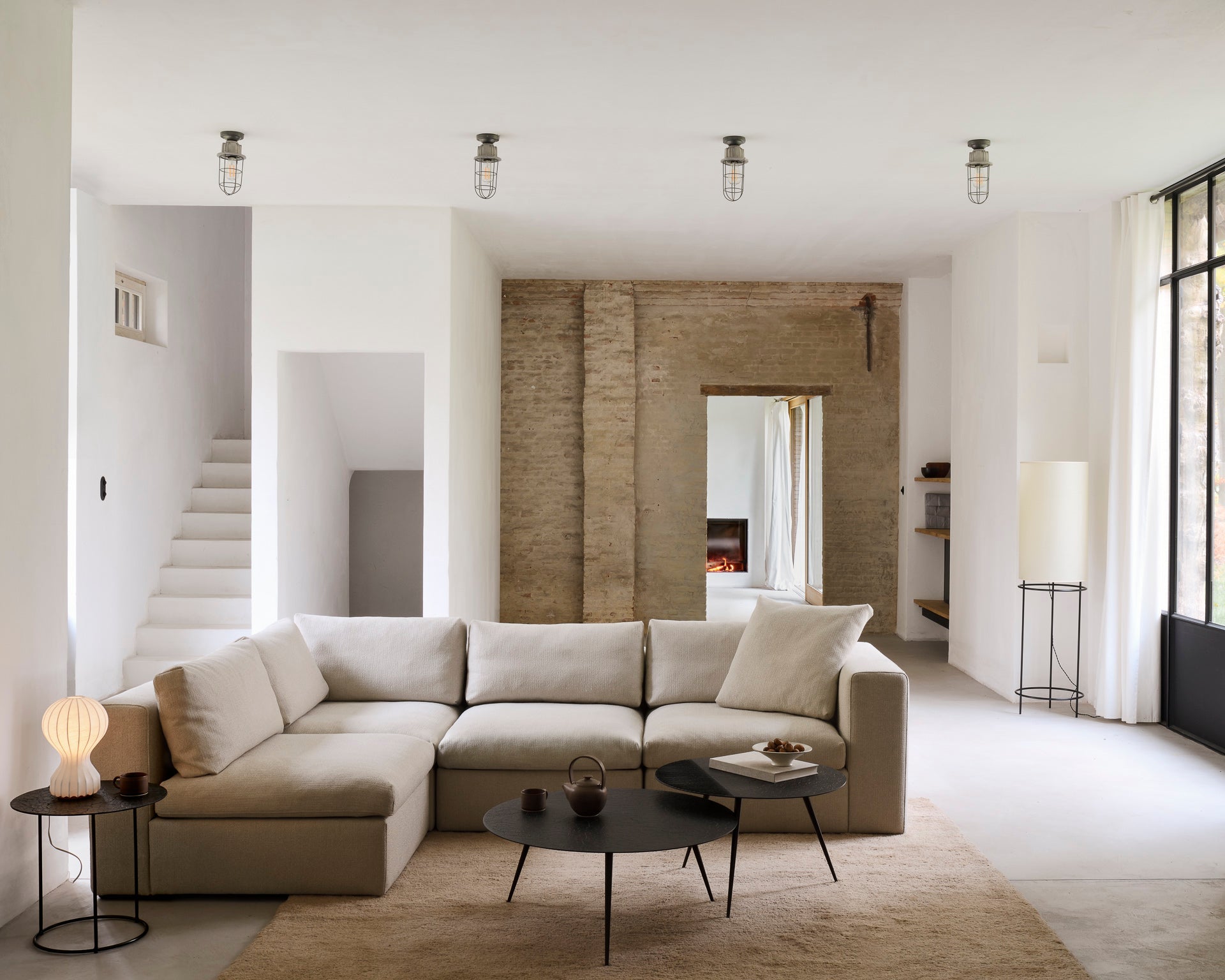 Luna coffee table - varnished Minerals - Lava Whisky - round White Cliff Studio COFFEE TABLE