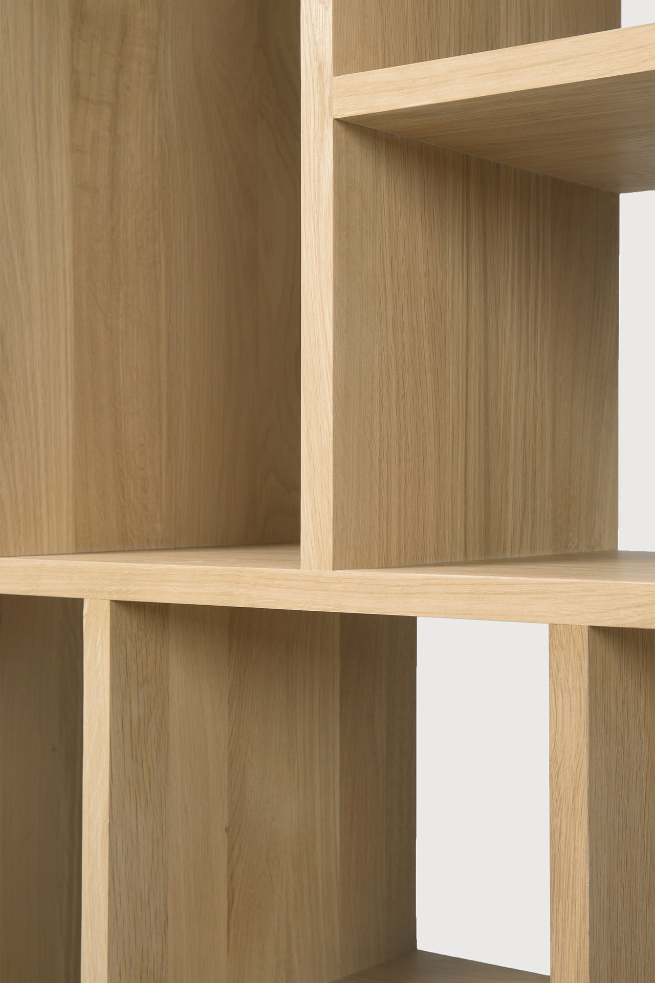 M rack - oak White Cliff Studio Wall Shelf