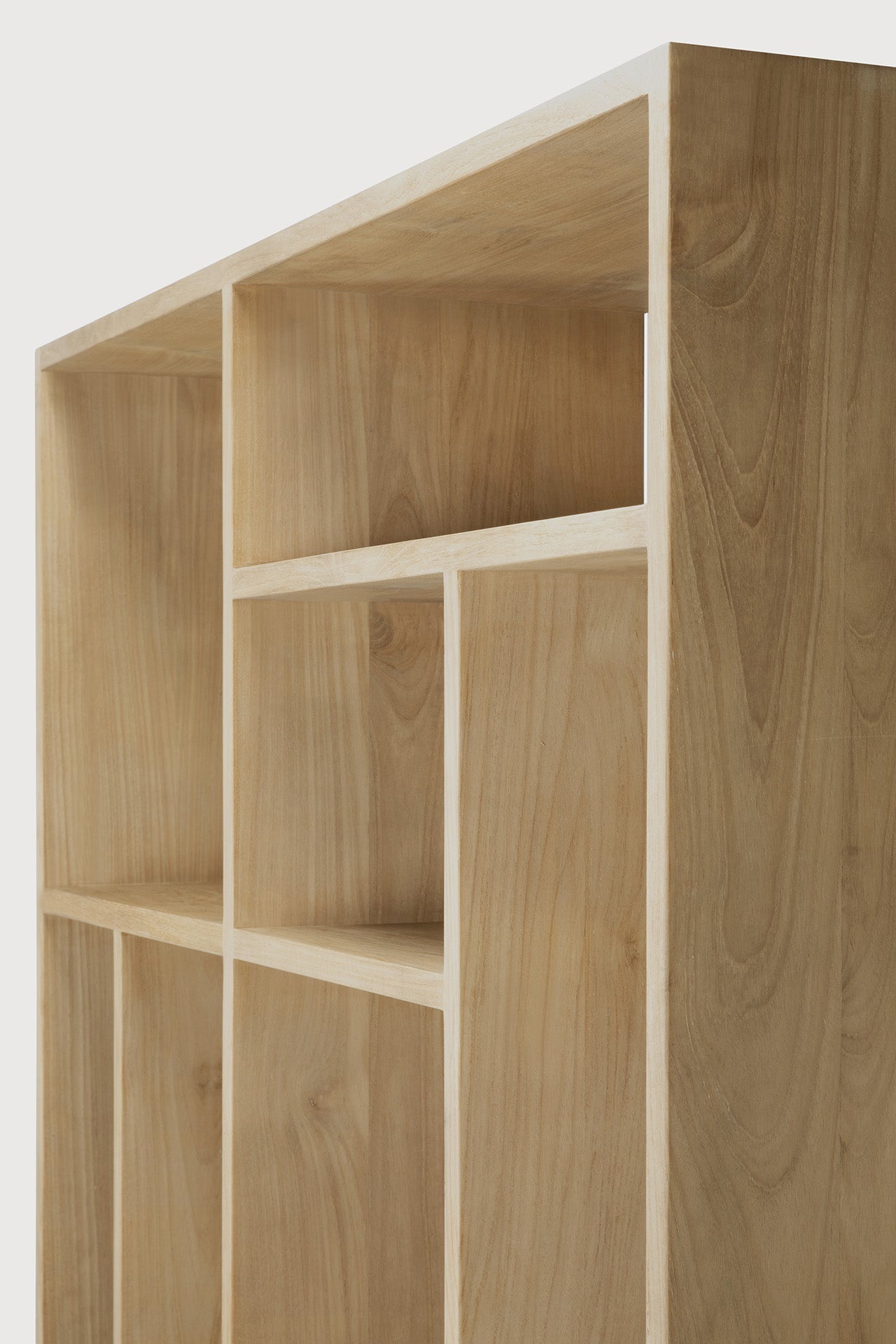 M rack - oak White Cliff Studio Wall Shelf