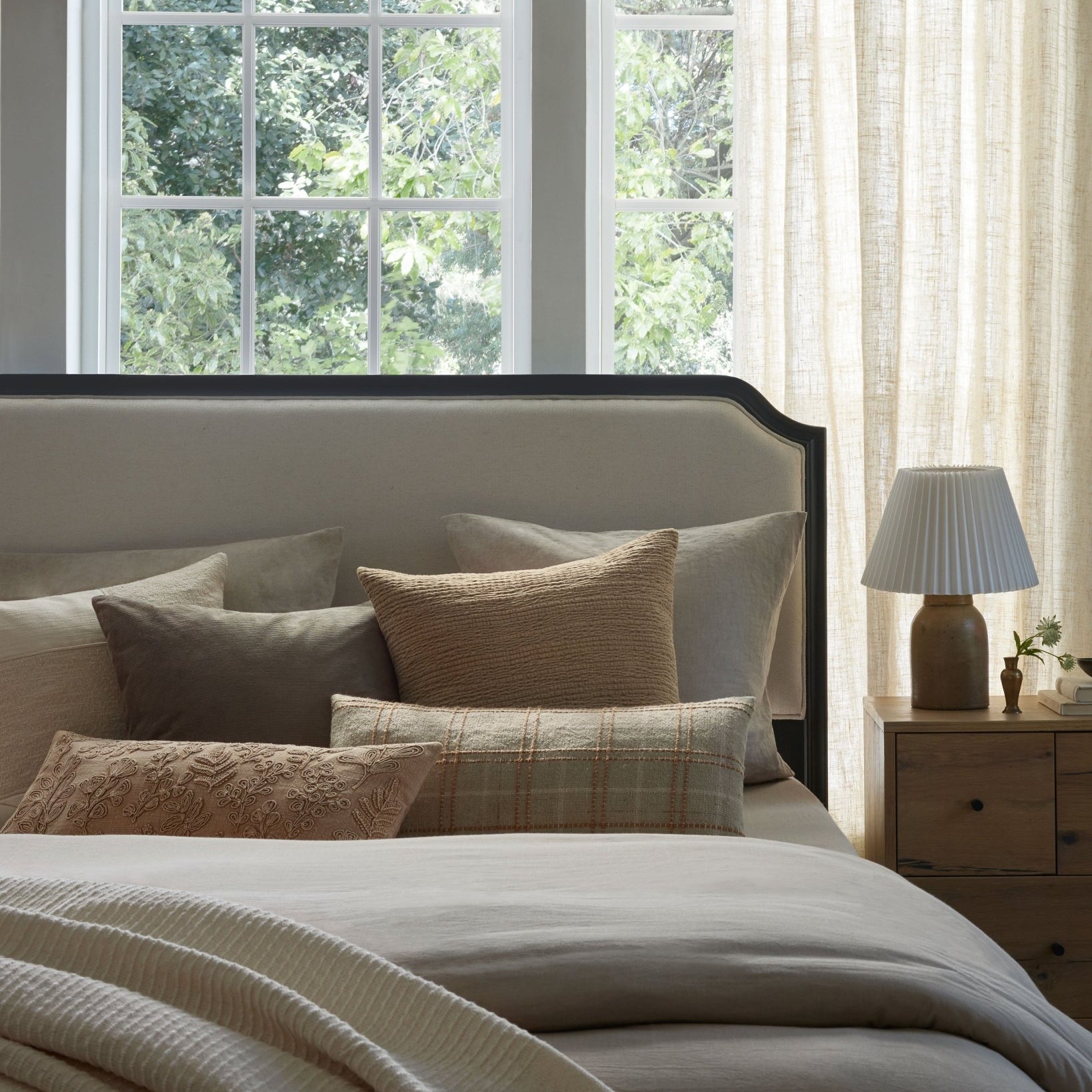 Magnolia Home by Joanna Gaines x Loloi Gale PMH0050 Latte 22'' x 22'' Cover Only Pillow