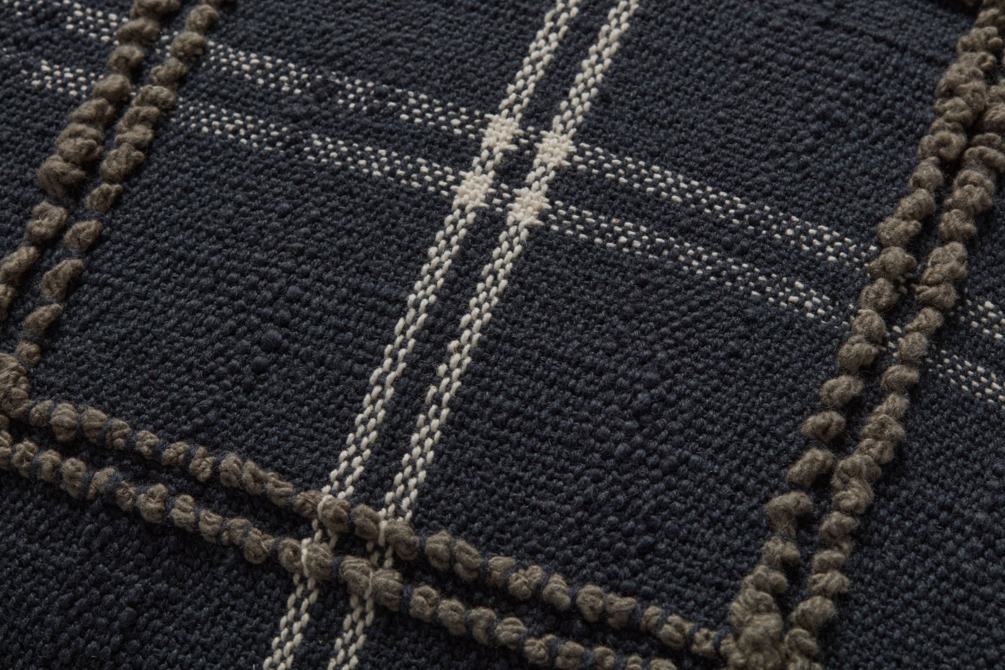 Magnolia Home by Joanna Gaines x Loloi Noah PMH0057 Charcoal 22'' x 22'' Cover w/Down Pillow White Cliff Studio Throw Pillows